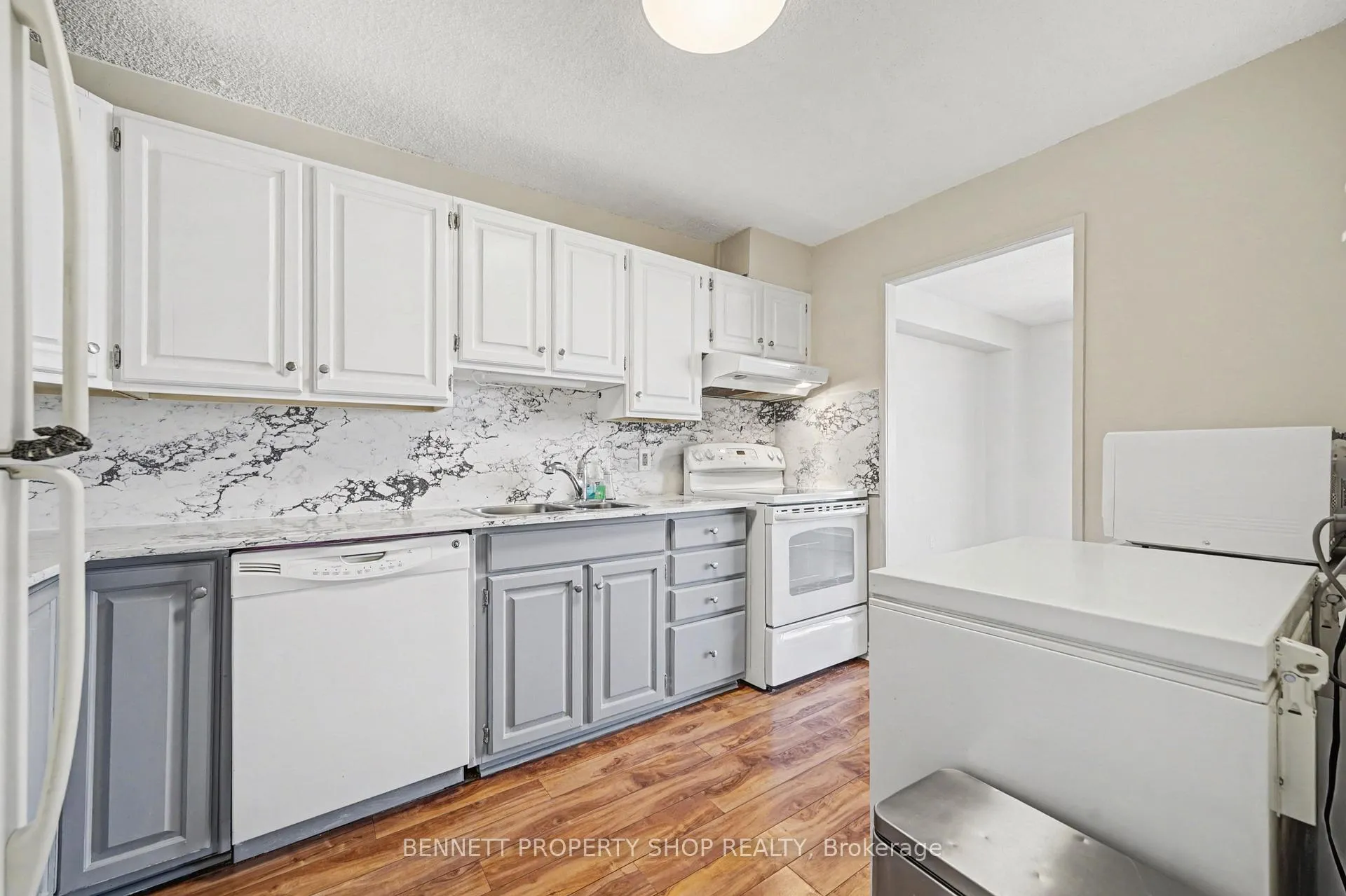 Photo 5 of Unit 2011, 665 Bathgate Drive, Ottawa, Carson Meadows — HOMEH