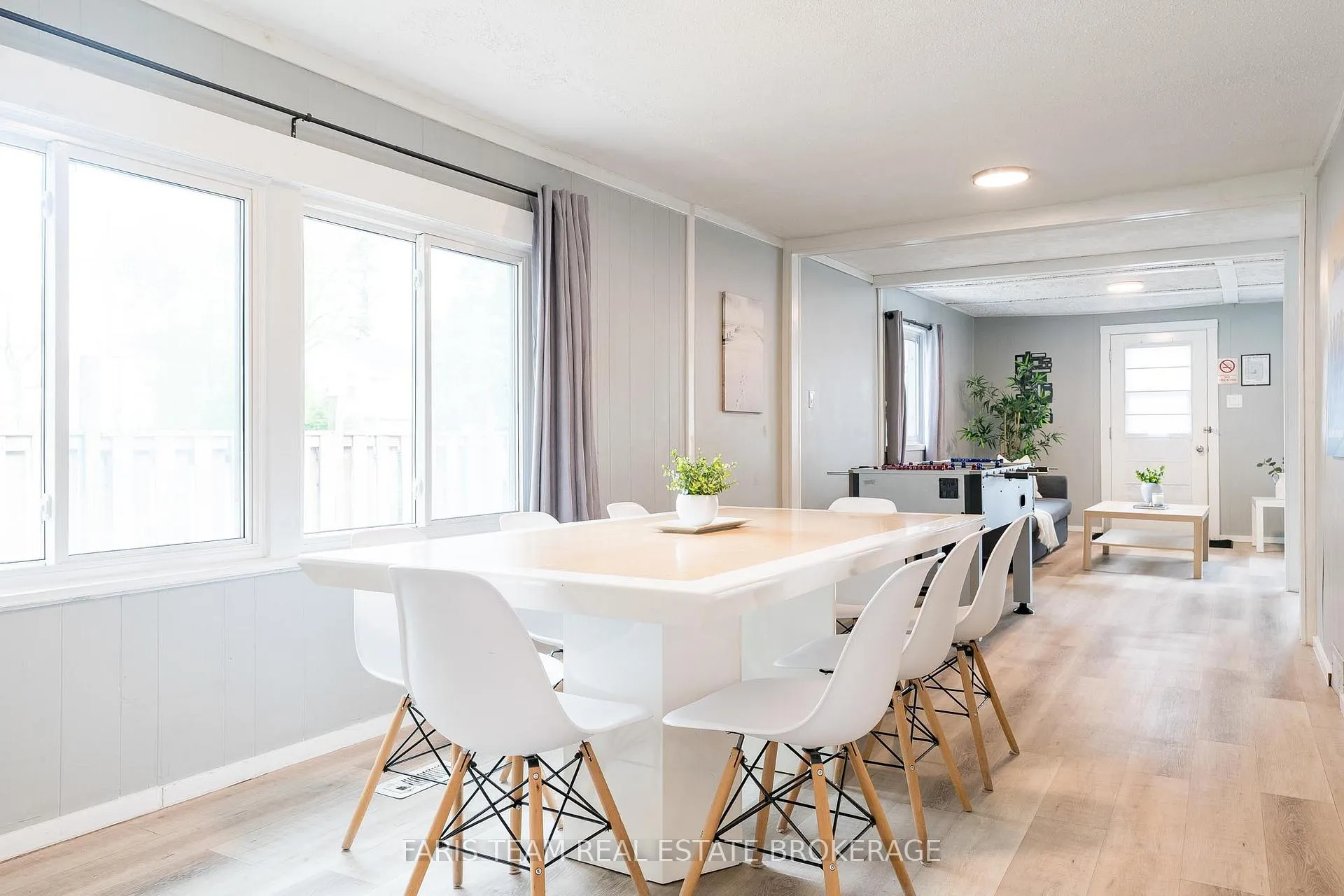 Photo 9 of 113 River Road E, Wasaga Beach — HOMEH