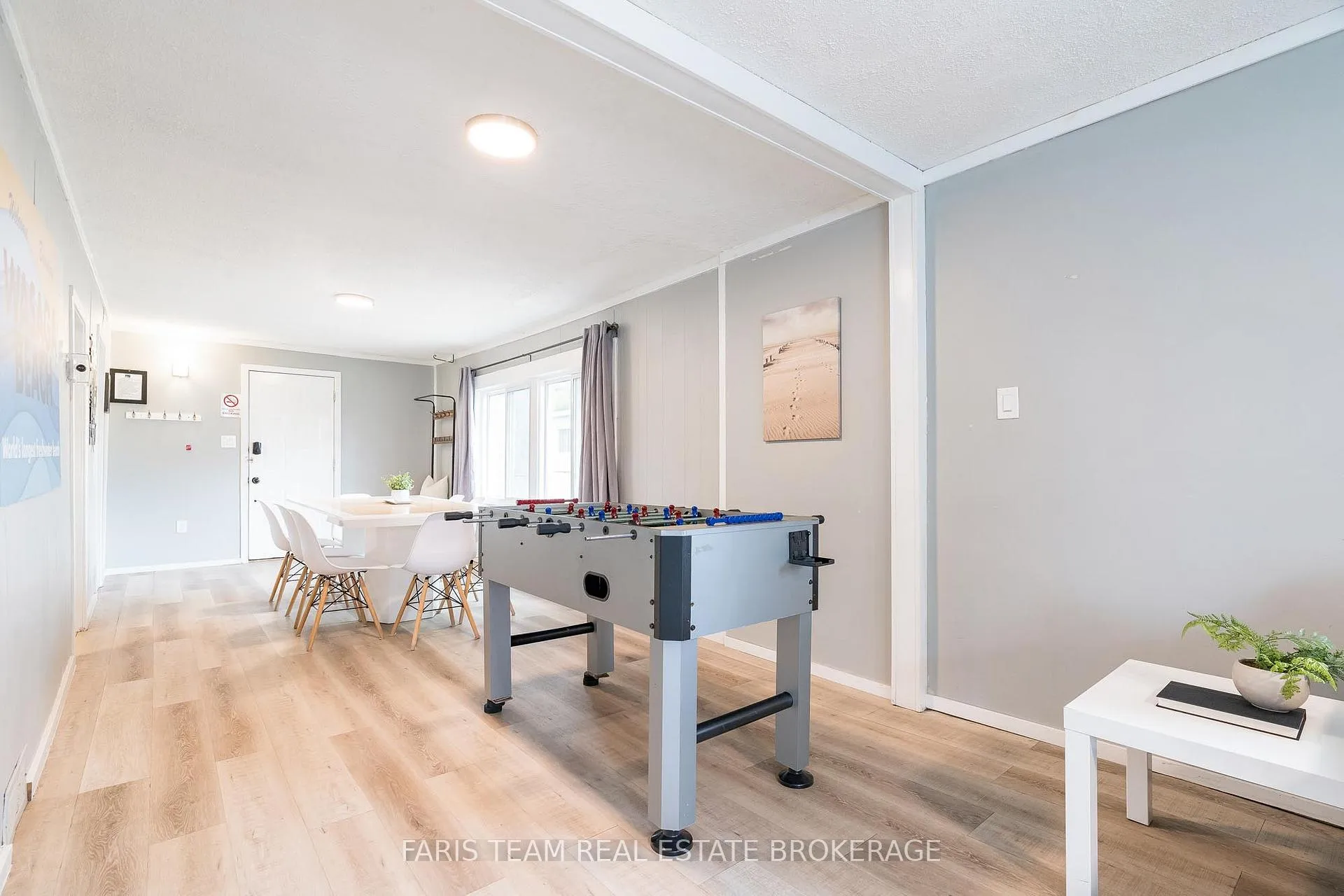 Photo 10 of 113 River Road E, Wasaga Beach — HOMEH
