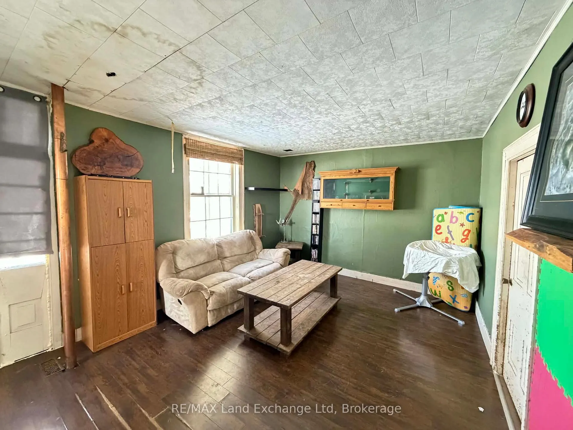 Photo 2 of 42451 Cranbrook Road, Morris Turnberry, Morris — HOMEH
