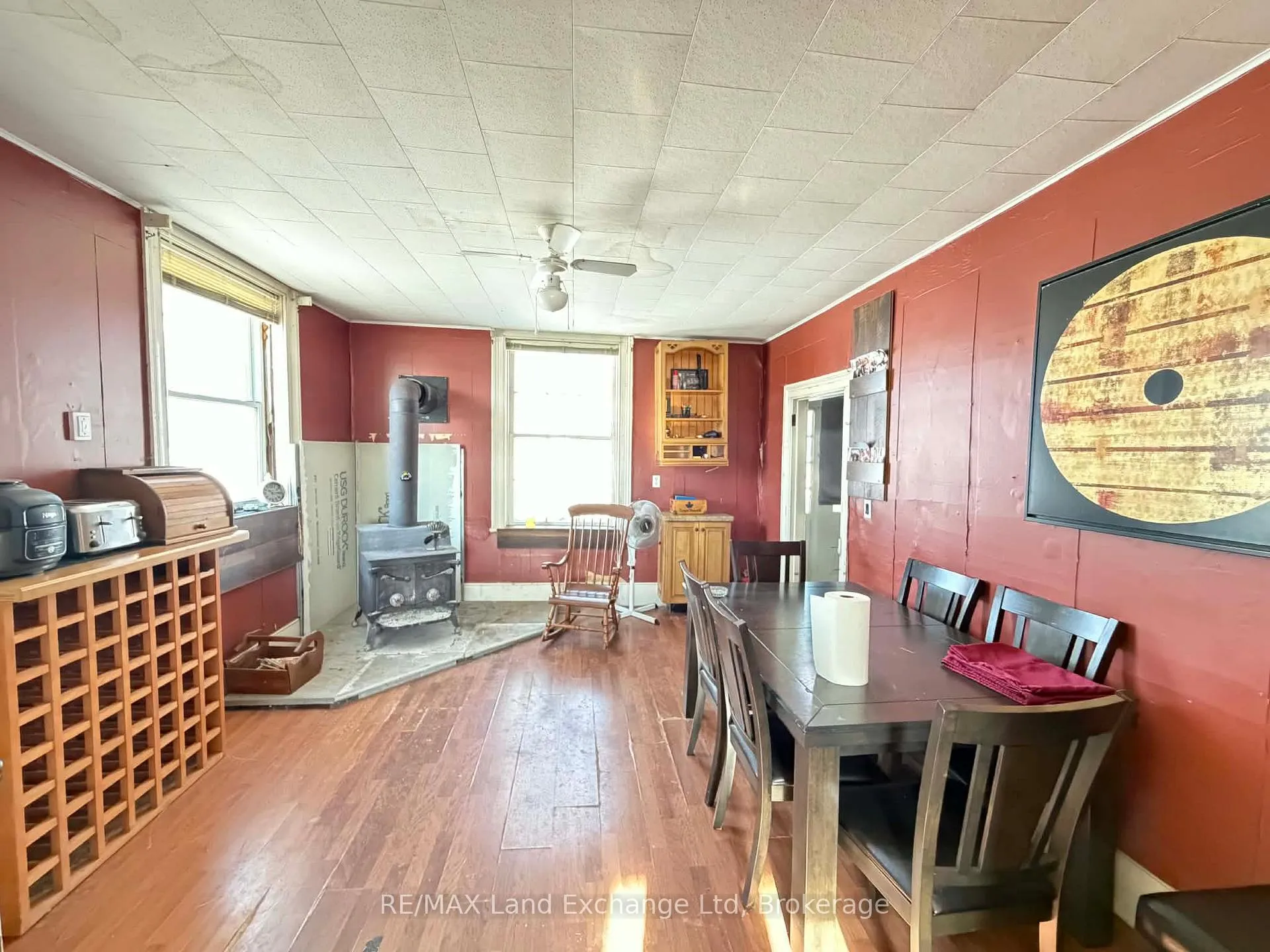 Photo 5 of 42451 Cranbrook Road, Morris Turnberry, Morris — HOMEH