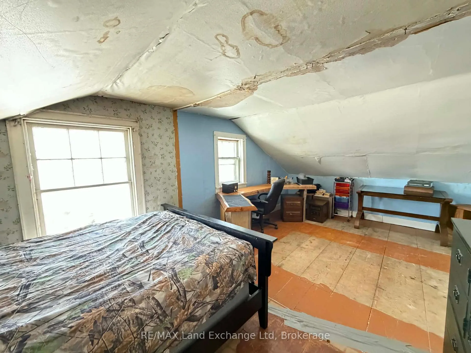 Photo 11 of 42451 Cranbrook Road, Morris Turnberry, Morris — HOMEH