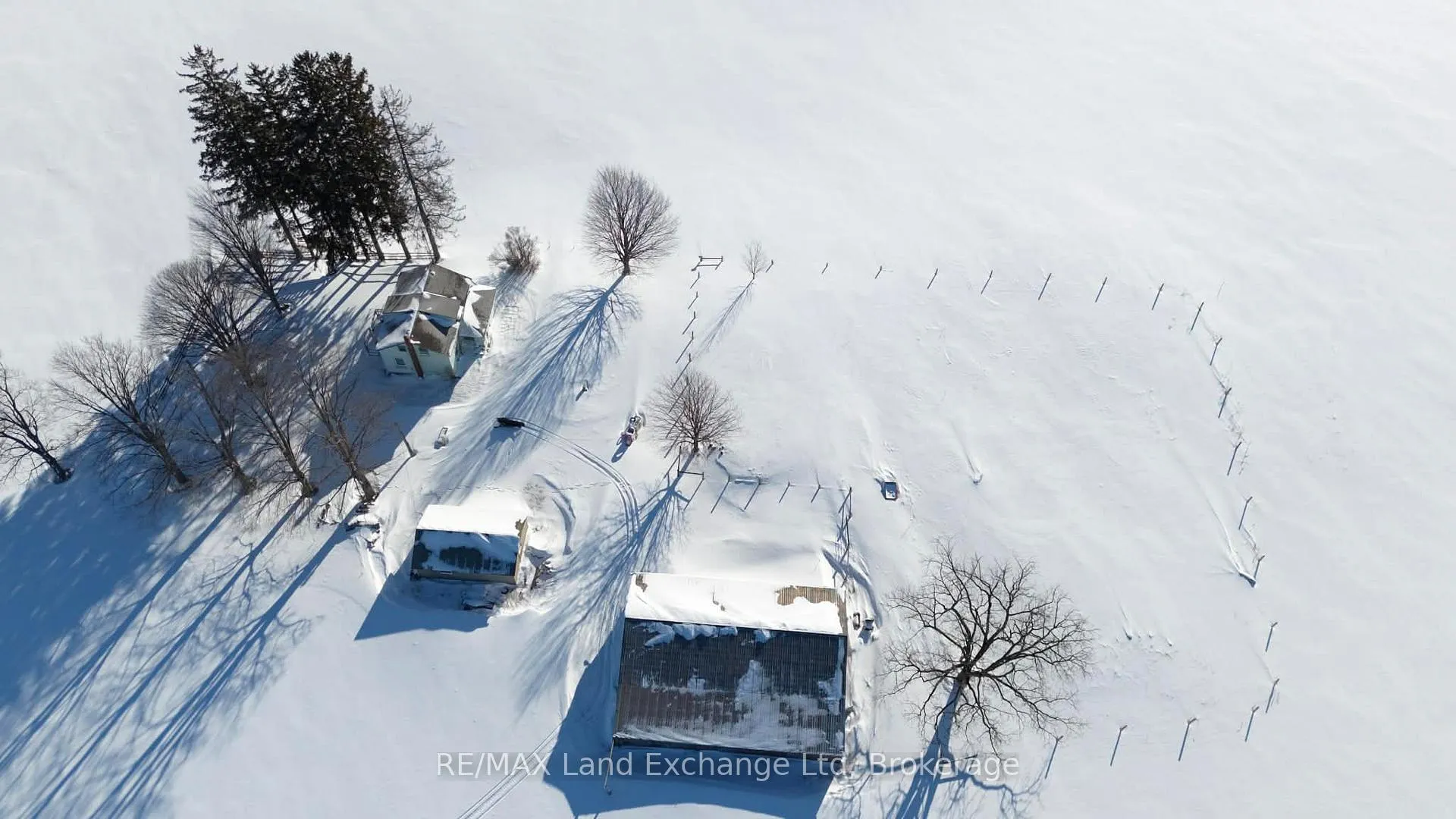Photo 24 of 42451 Cranbrook Road, Morris Turnberry, Morris — HOMEH