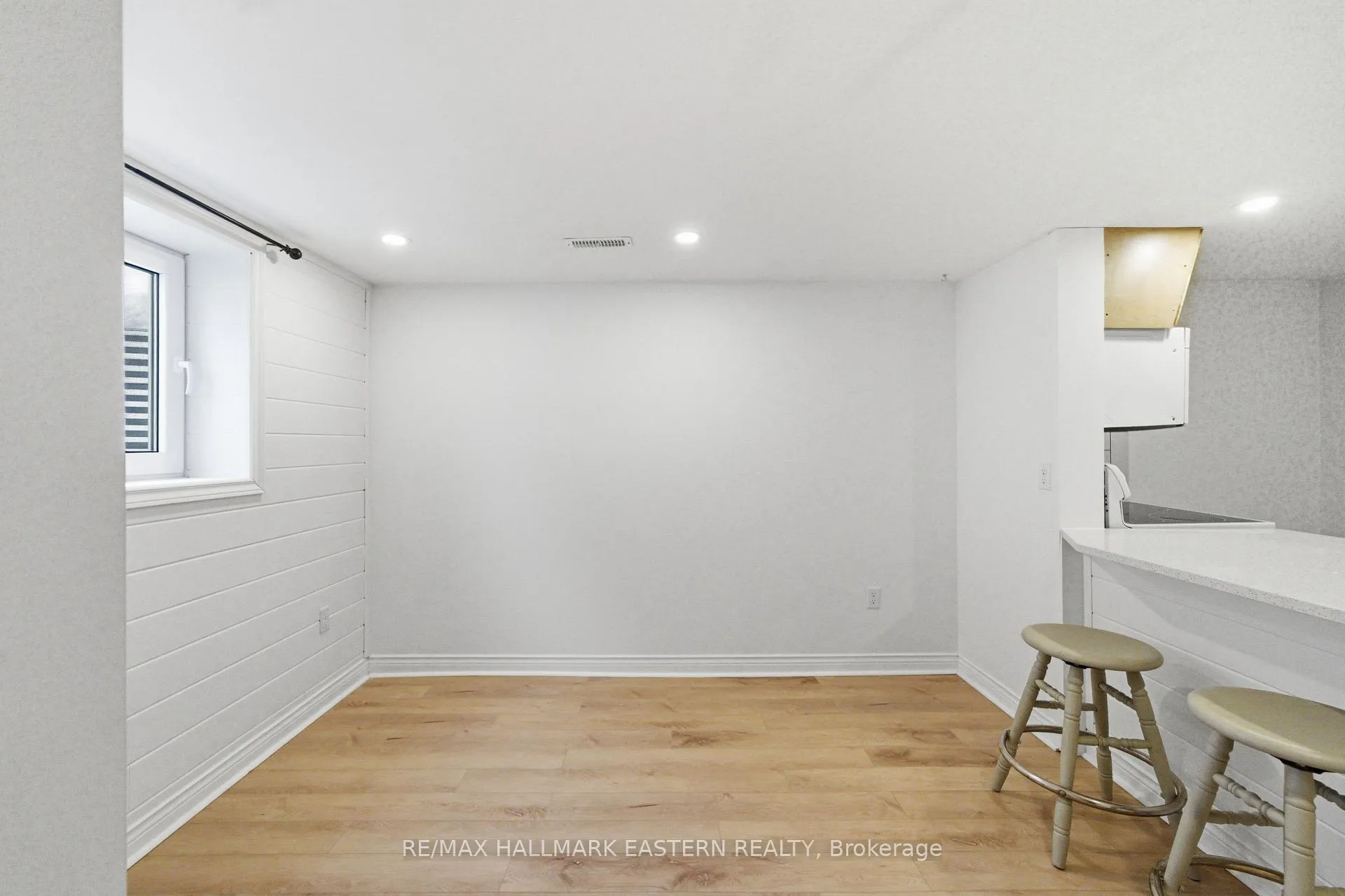 Photo 20 of 781 Snelgrove Road, Peterborough, Ashburnham Ward 4 — HOMEH