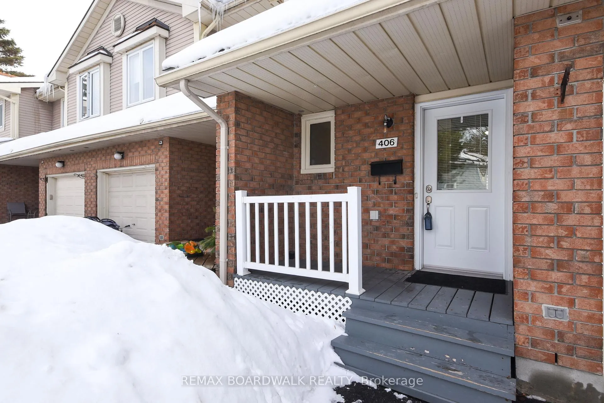 Photo 2 of Unit 67, 406 Valade Crescent, Ottawa, Fallingbrook/Pineridge — HOMEH