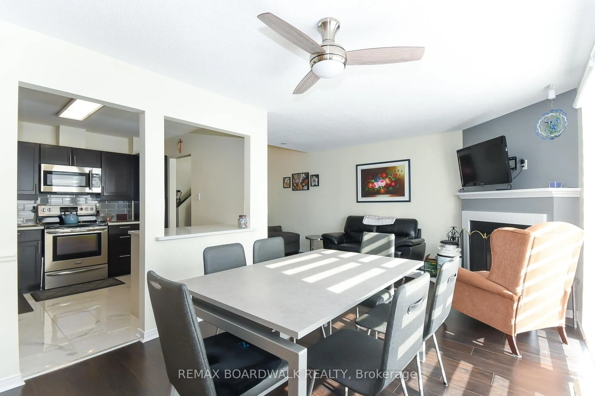 Photo 8 of Unit 67, 406 Valade Crescent, Ottawa, Fallingbrook/Pineridge — HOMEH