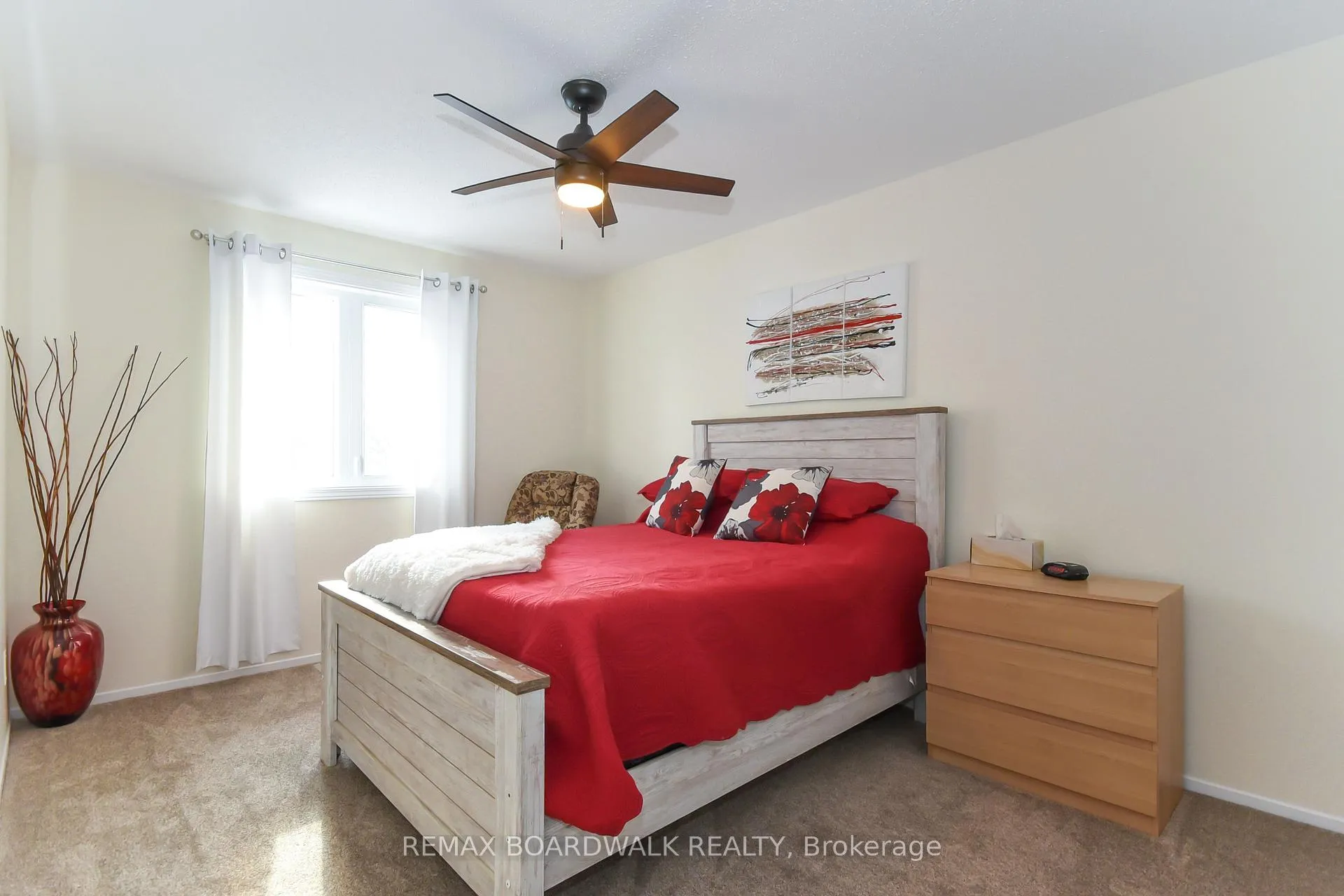 Photo 17 of Unit 67, 406 Valade Crescent, Ottawa, Fallingbrook/Pineridge — HOMEH
