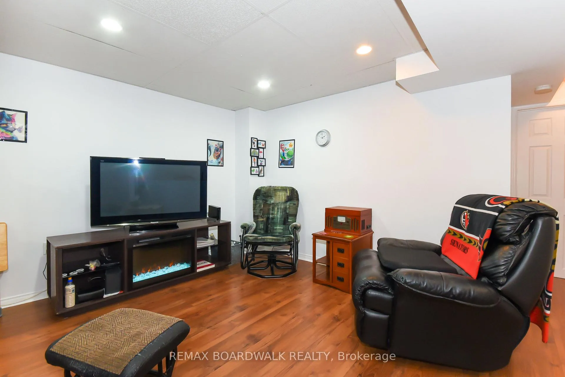 Photo 25 of Unit 67, 406 Valade Crescent, Ottawa, Fallingbrook/Pineridge — HOMEH