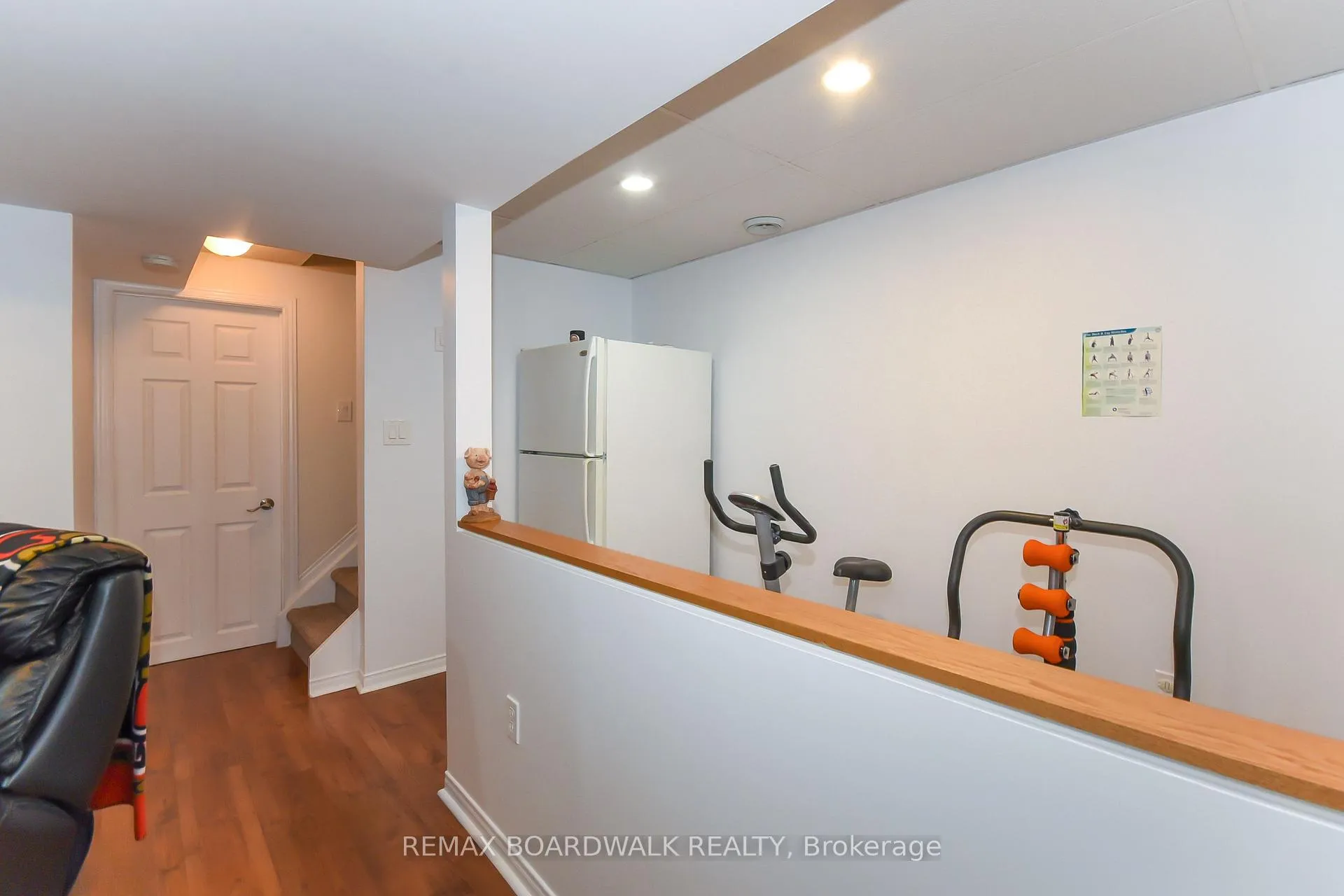 Photo 31 of Unit 67, 406 Valade Crescent, Ottawa, Fallingbrook/Pineridge — HOMEH