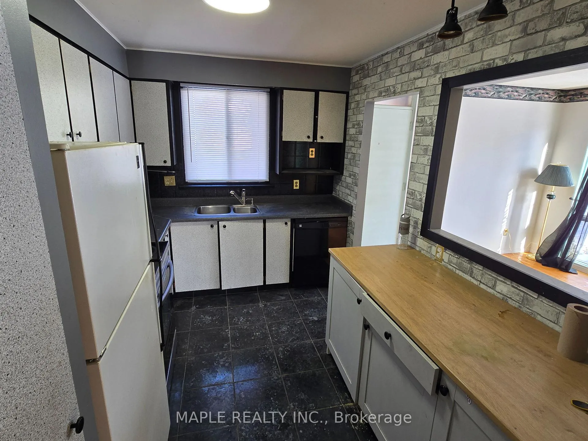 Photo 13 of 68 Epsom Downs Drive, Brampton, Southgate — HOMEH