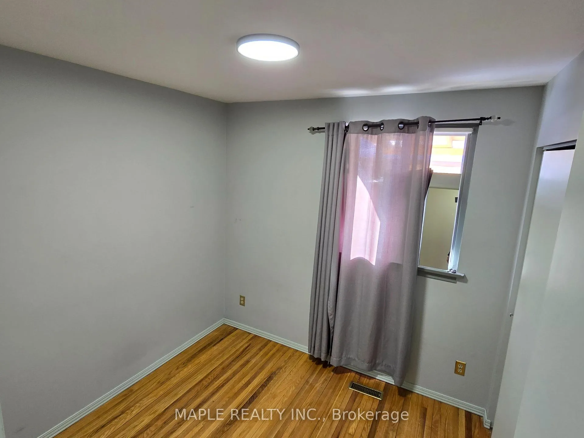Photo 21 of 68 Epsom Downs Drive, Brampton, Southgate — HOMEH