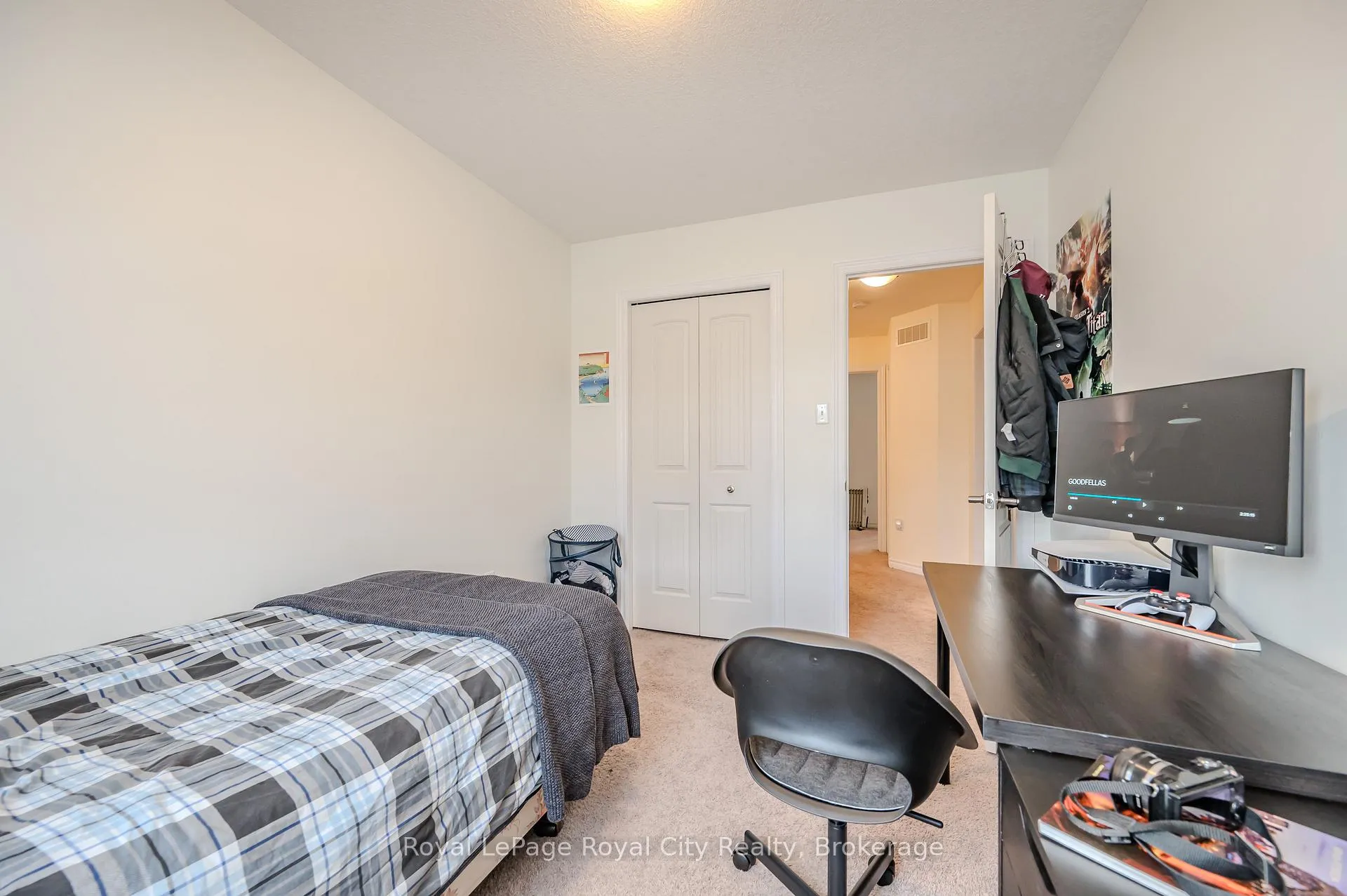 Photo 17 of Unit 23, 23 Kingsbury Square, Guelph, Pineridge/Westminster Woods — HOMEH