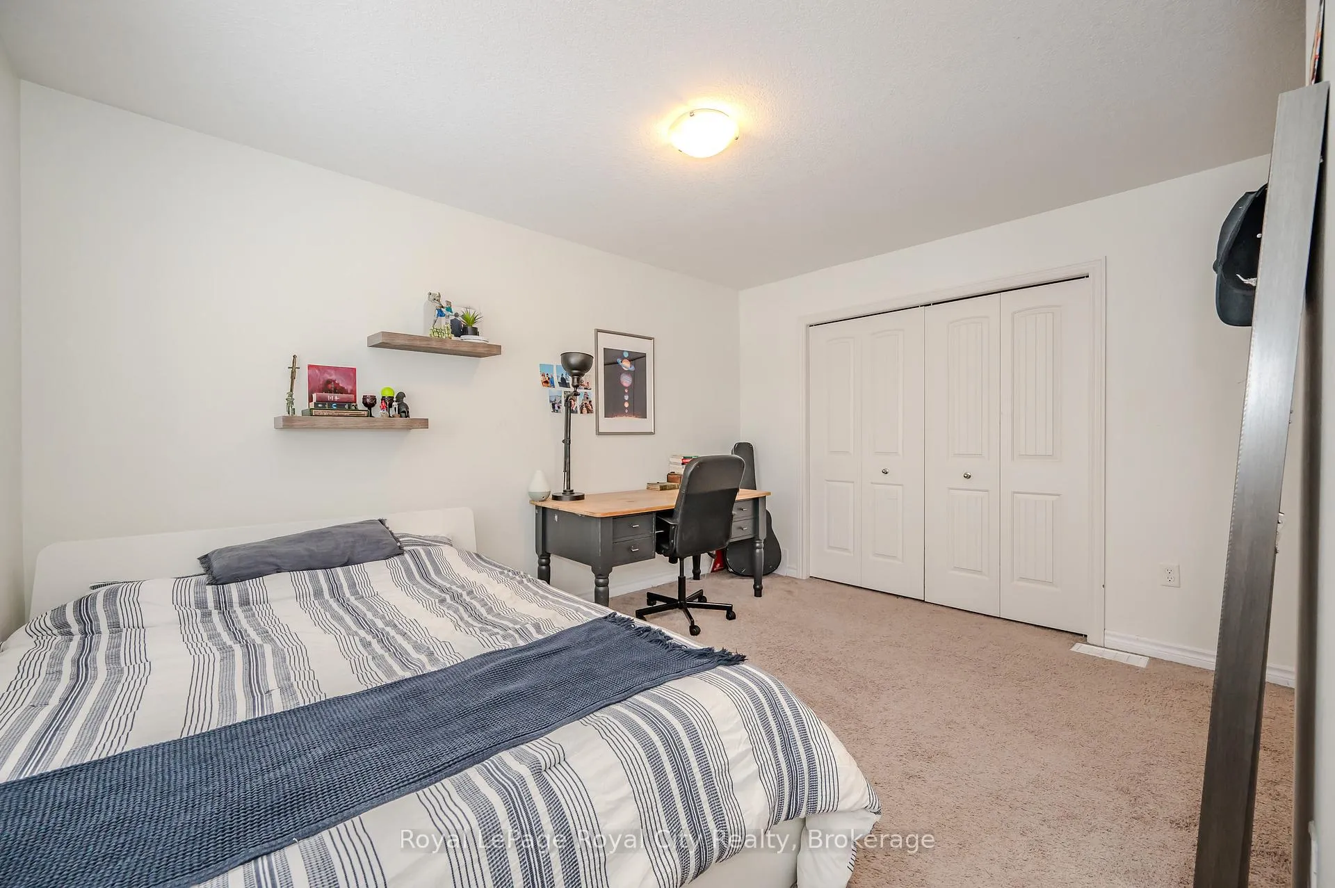 Photo 22 of Unit 23, 23 Kingsbury Square, Guelph, Pineridge/Westminster Woods — HOMEH