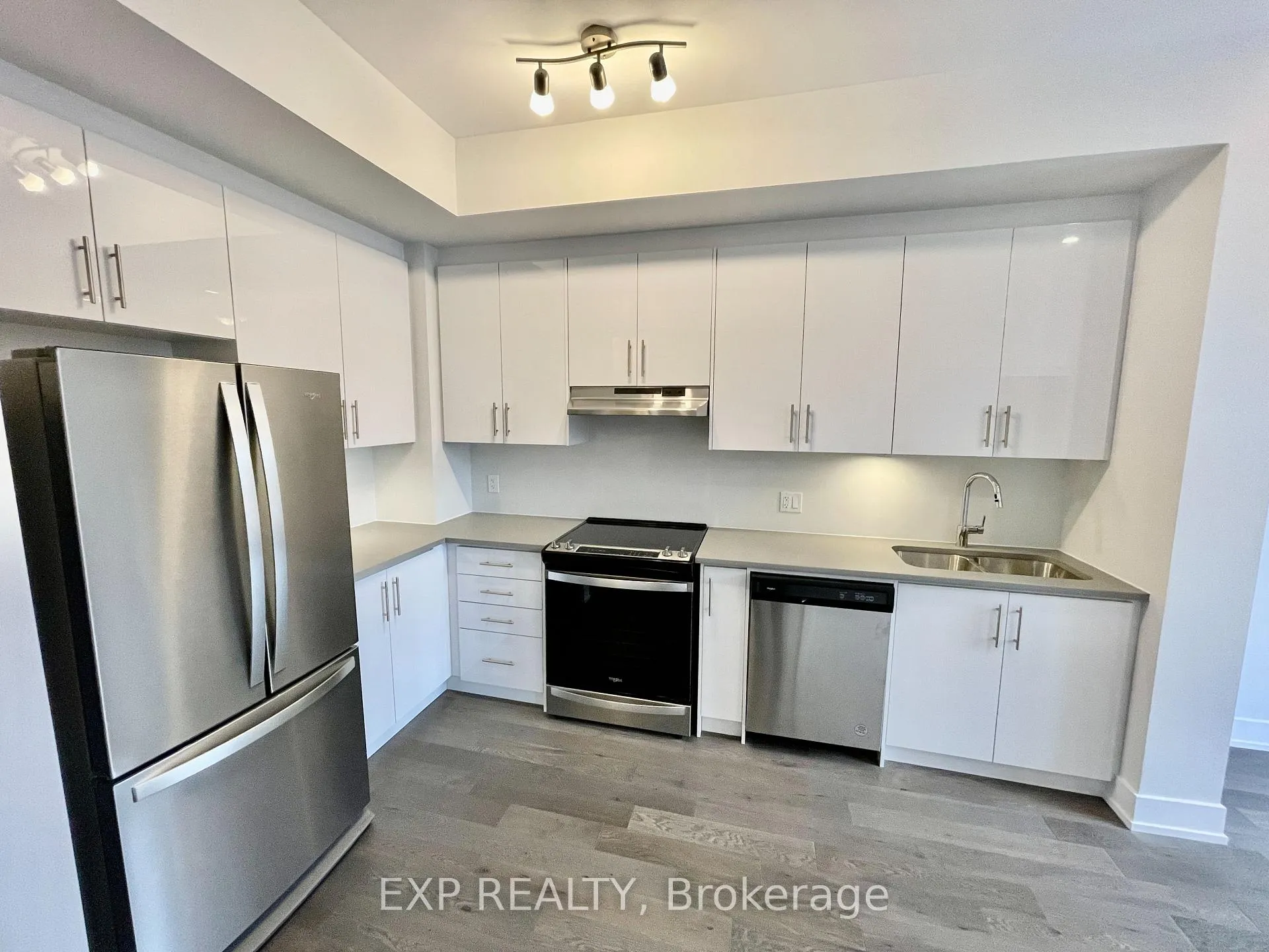 Photo 3 of Unit 145, 9580 Islington Avenue, Vaughan, Sonoma Heights — HOMEH