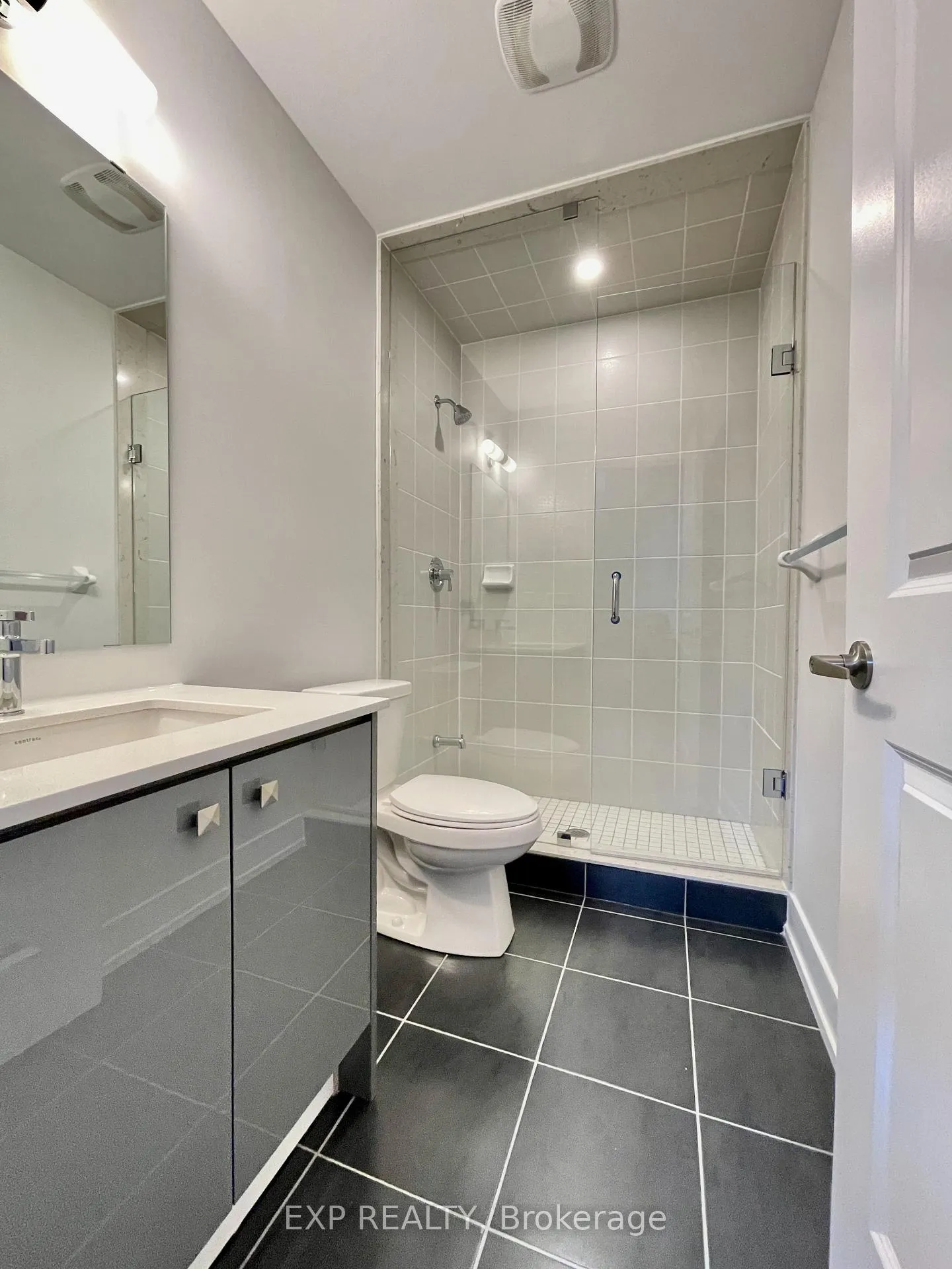 Photo 7 of Unit 145, 9580 Islington Avenue, Vaughan, Sonoma Heights — HOMEH