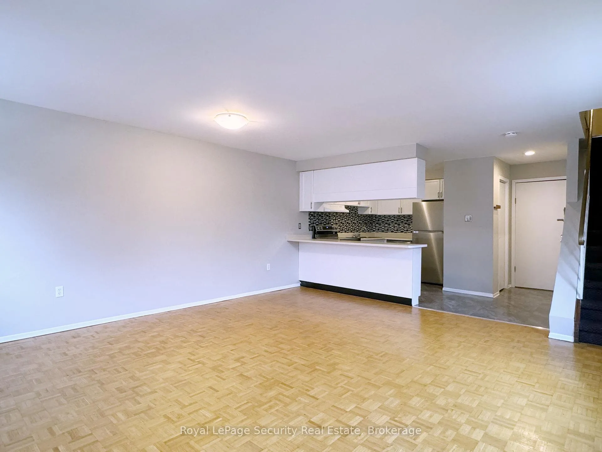 Photo 4 of Unit 304, 696 St Clair Avenue W, Toronto, Humewood-Cedarvale — HOMEH