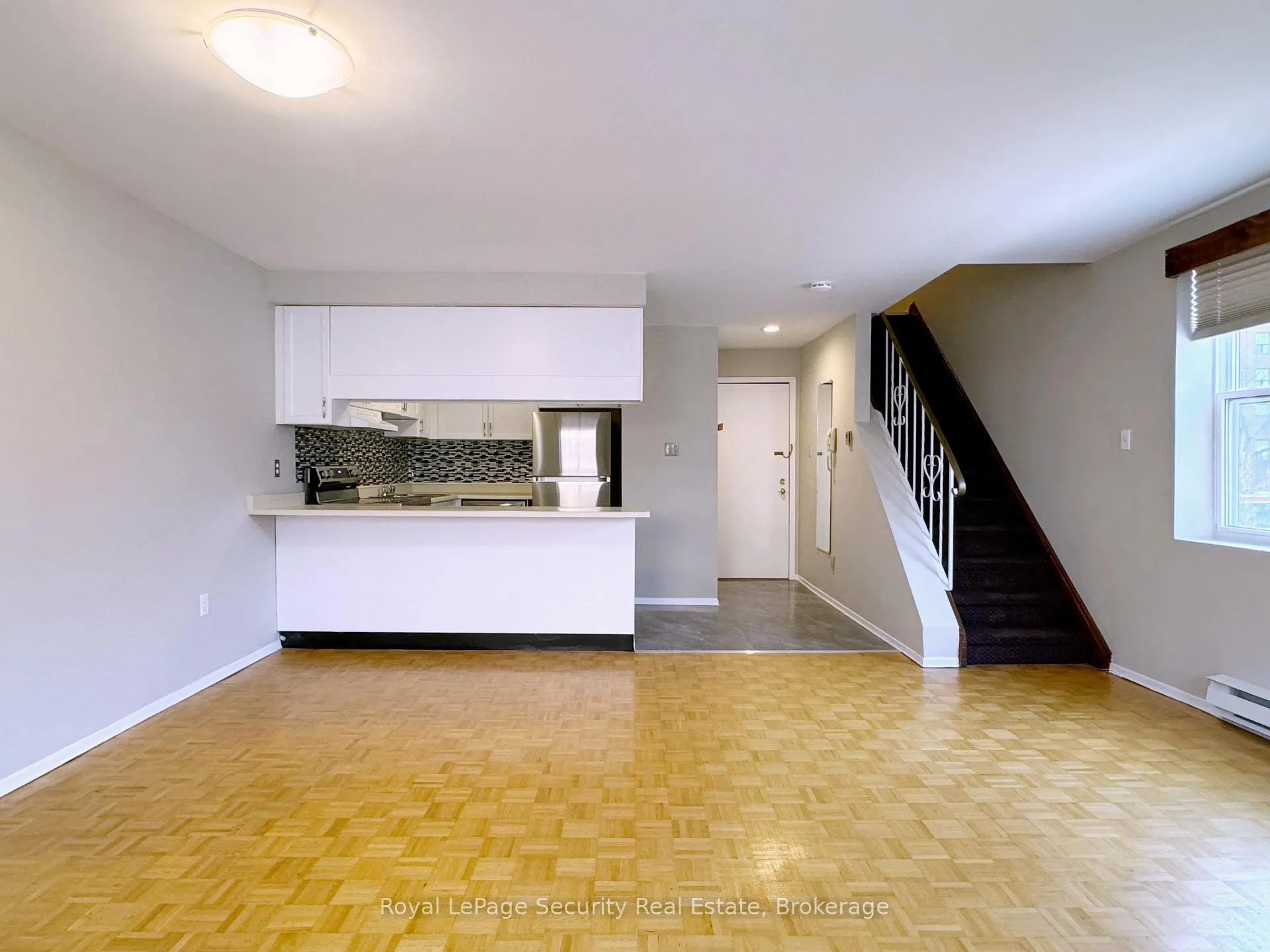 Photo 5 of Unit 304, 696 St Clair Avenue W, Toronto, Humewood-Cedarvale — HOMEH
