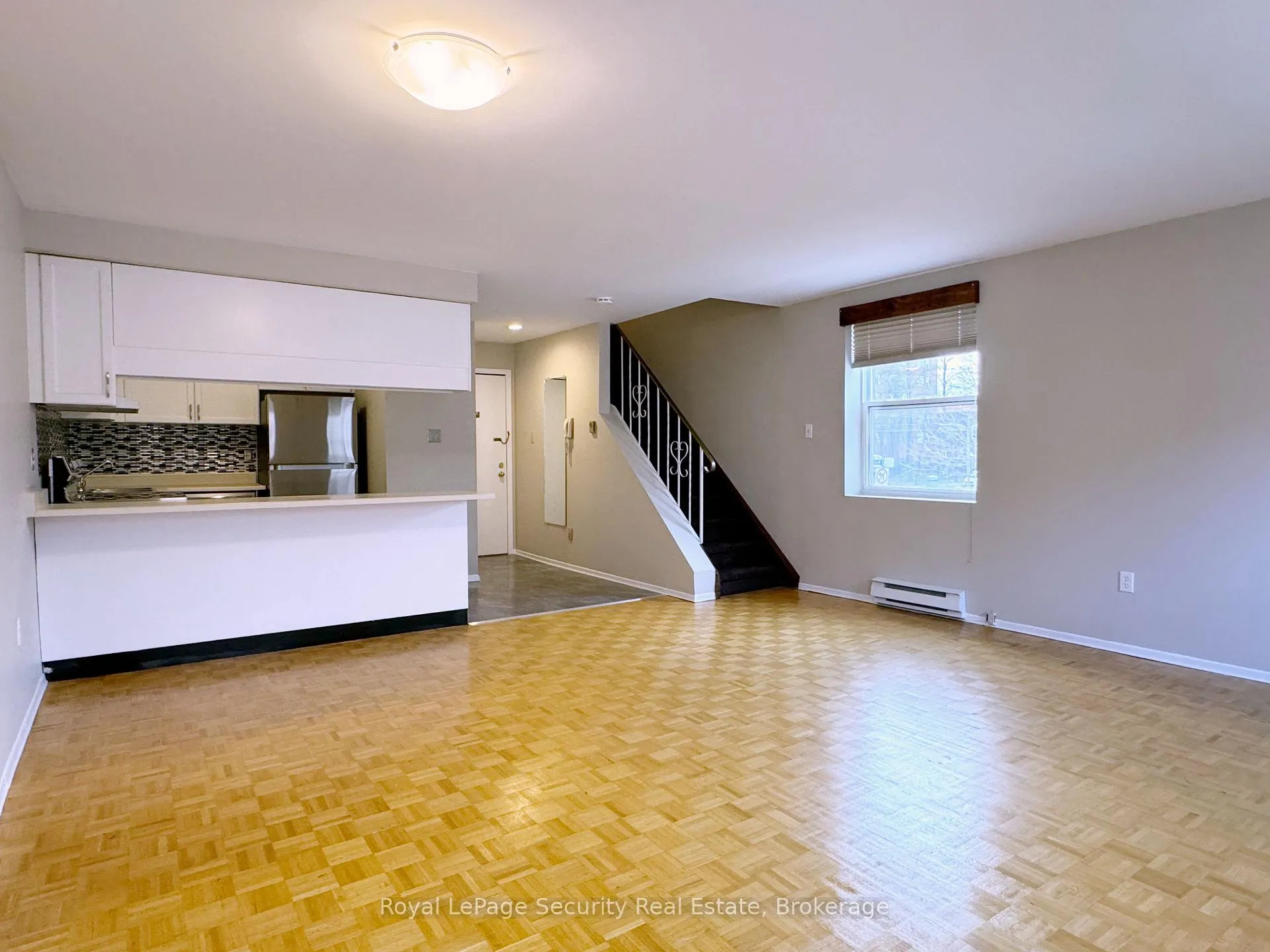 Photo 6 of Unit 304, 696 St Clair Avenue W, Toronto, Humewood-Cedarvale — HOMEH