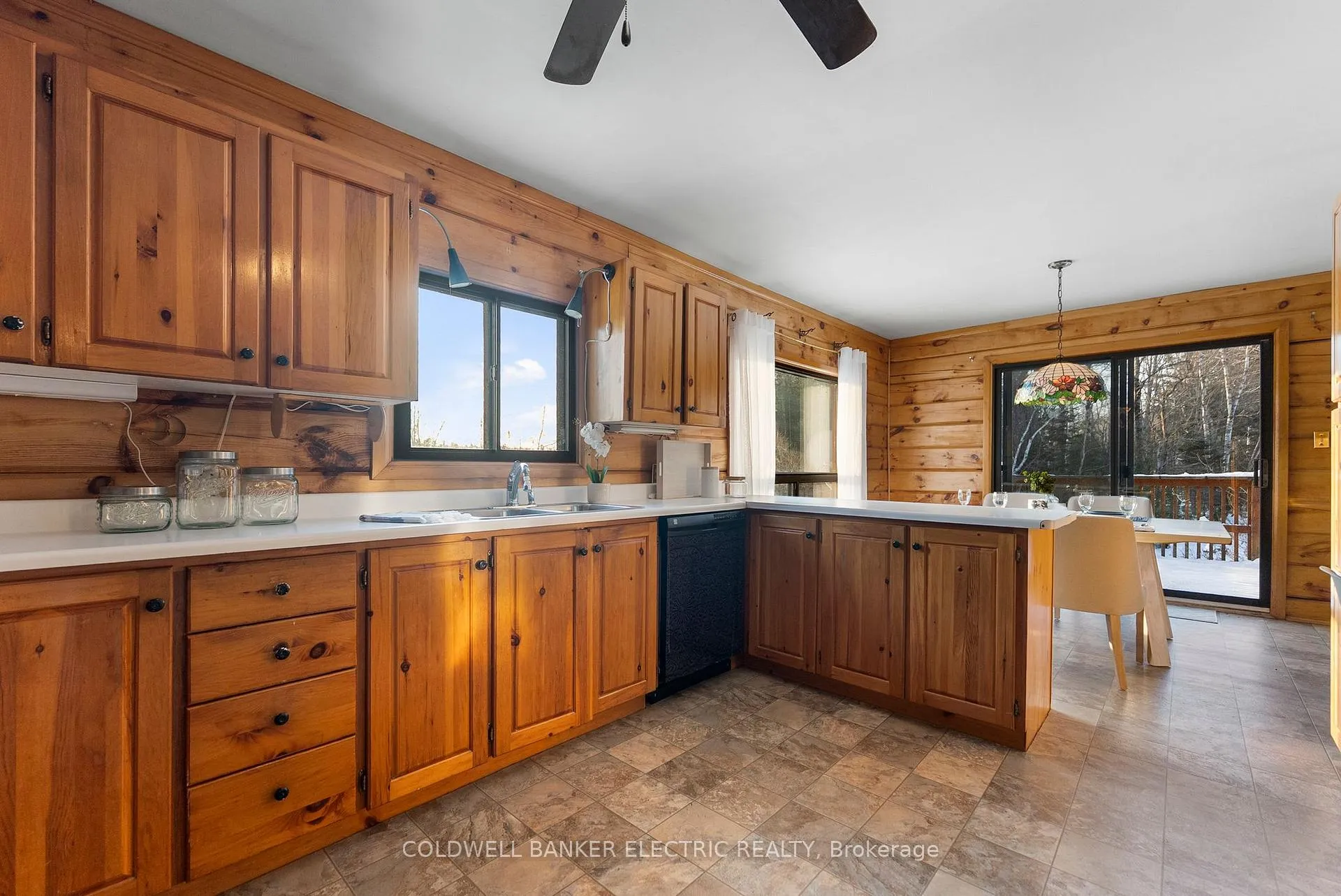 Photo 14 of 459 Jack Lake Road, North Kawartha — HOMEH