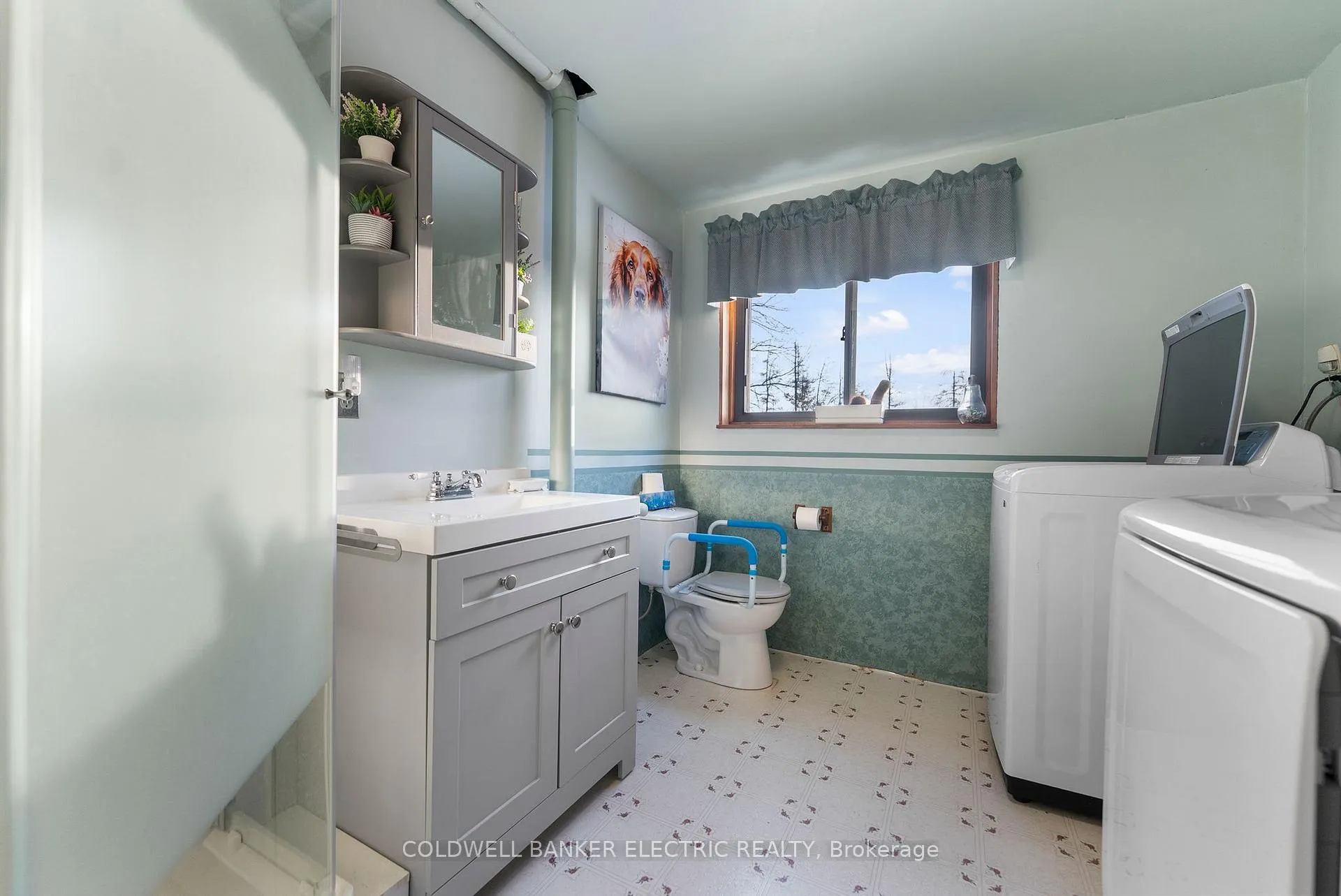 Photo 21 of 459 Jack Lake Road, North Kawartha — HOMEH