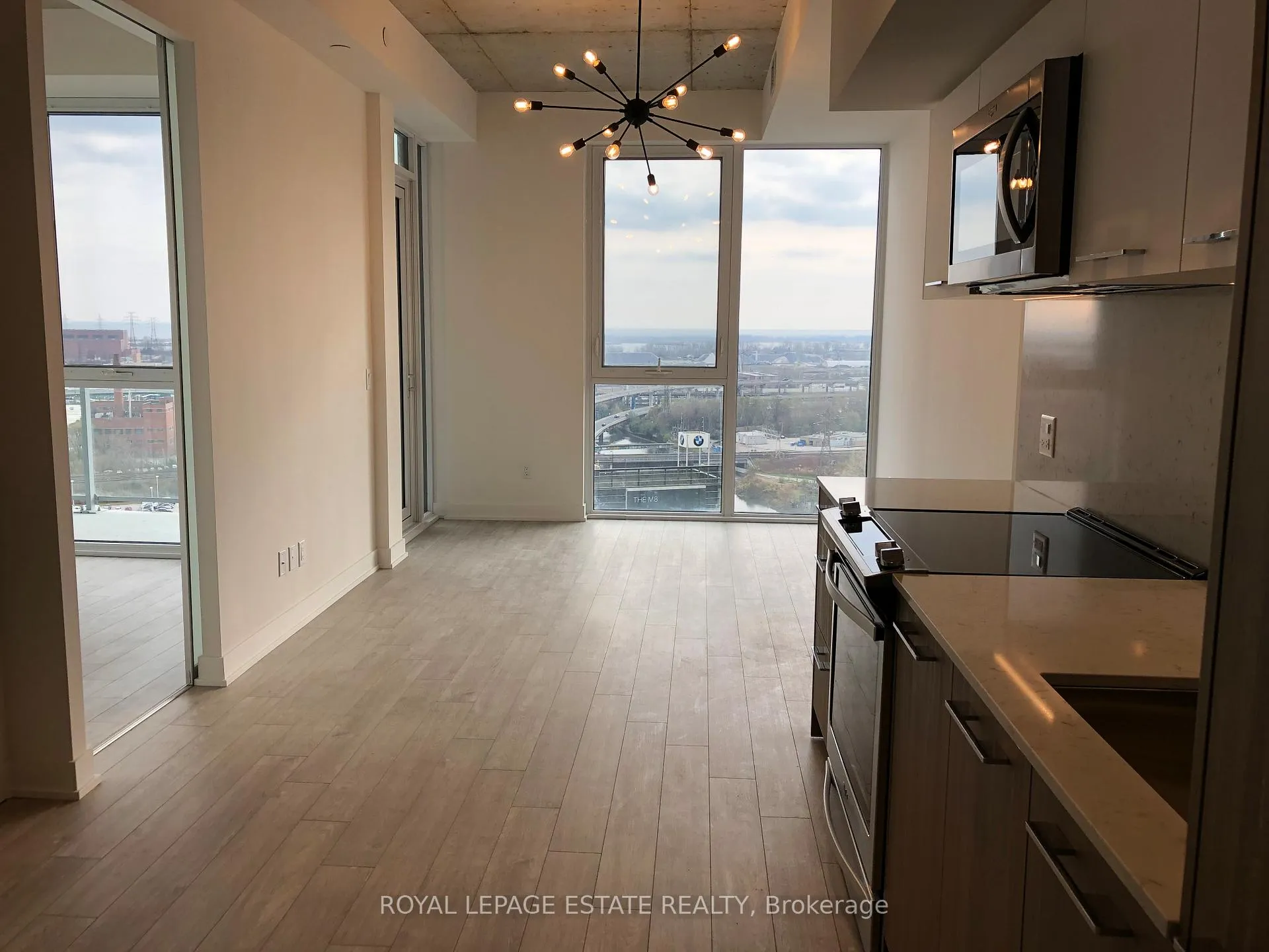 Photo 11 of Unit 1905, 15 Baseball Place, Toronto, South Riverdale — HOMEH