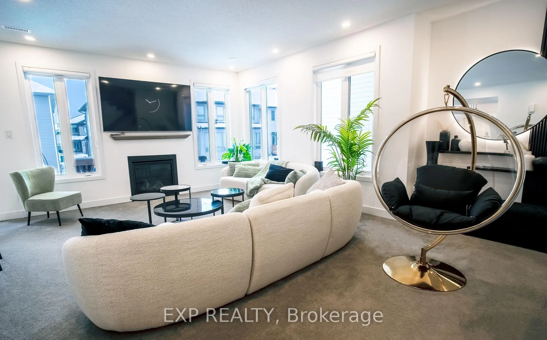 Photo 2 of Unit A, 38 Dun Skipper Drive, Ottawa, Blossom Park/Kemp Park/Findlay Creek — HOMEH