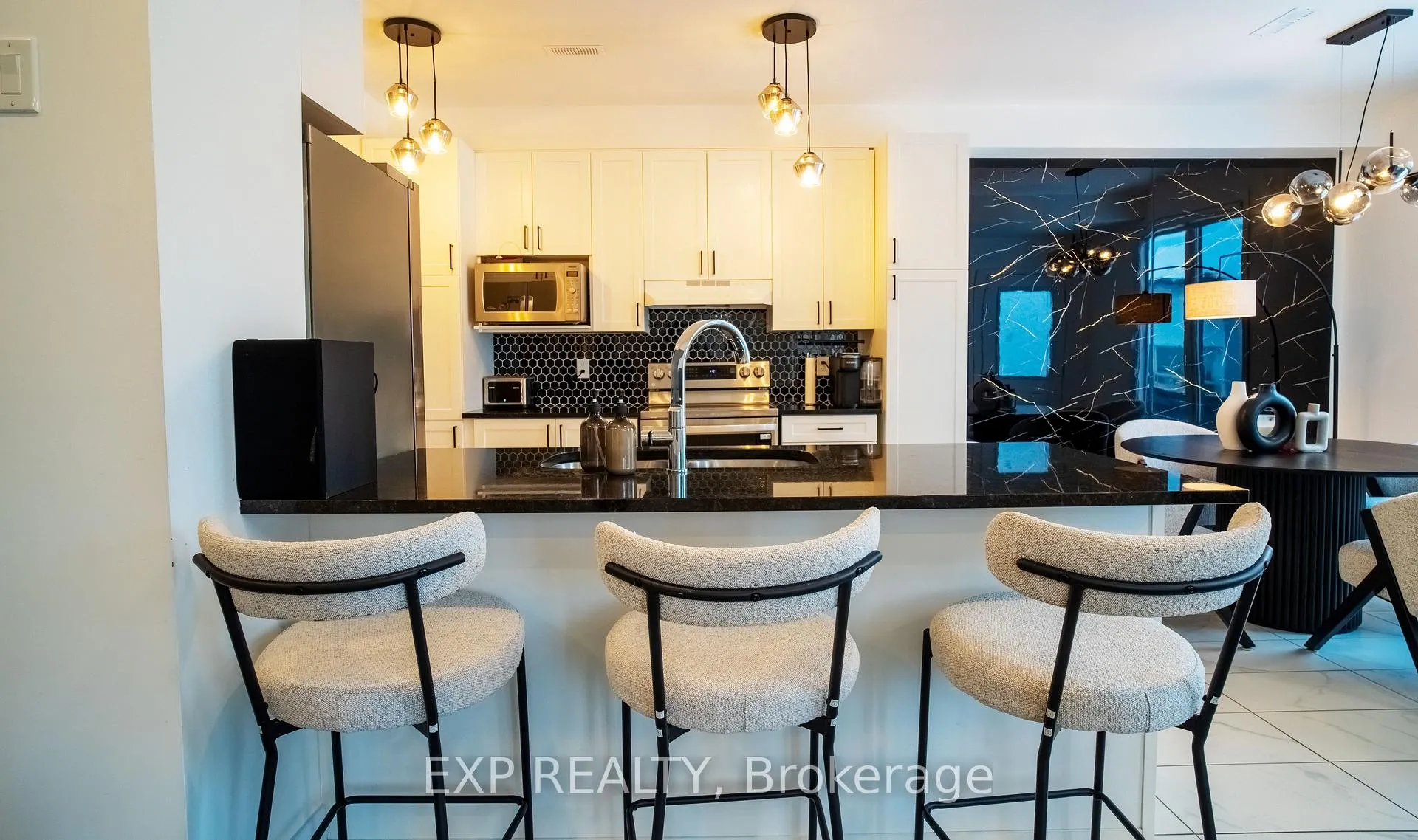 Photo 5 of Unit A, 38 Dun Skipper Drive, Ottawa, Blossom Park/Kemp Park/Findlay Creek — HOMEH