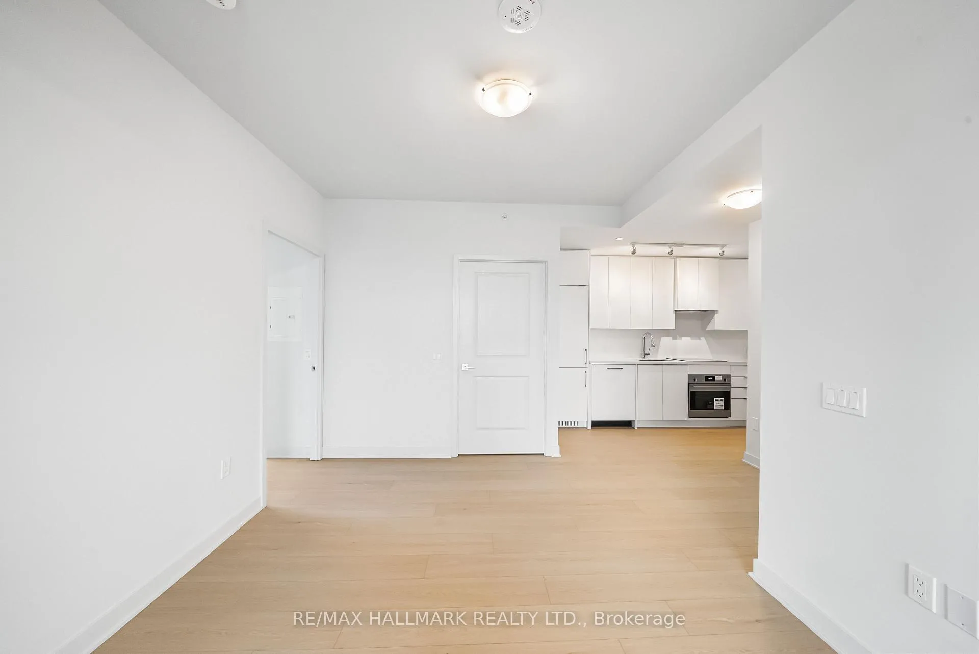 Photo 10 of Unit 2302, 2920 Highway 7, Vaughan, Concord — HOMEH