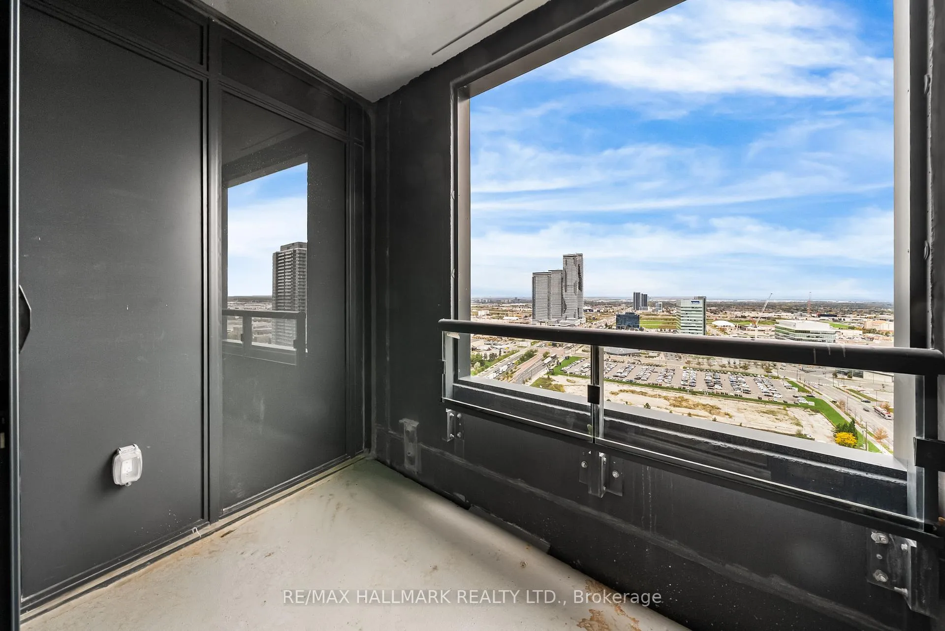 Photo 26 of Unit 2302, 2920 Highway 7, Vaughan, Concord — HOMEH