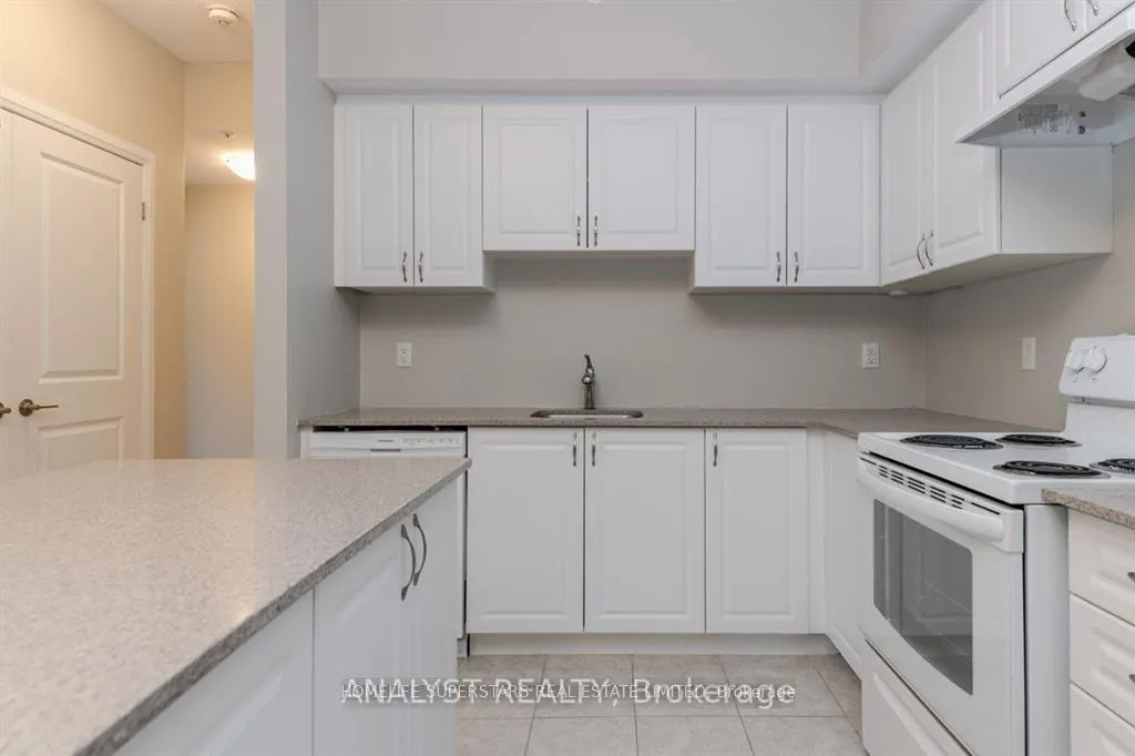 Photo 10 of Unit 404, 306 Essa Road, Barrie, 400 West — HOMEH