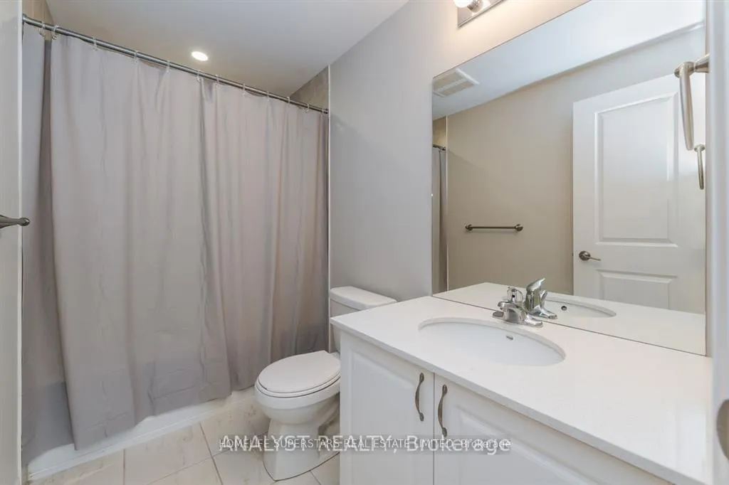 Photo 12 of Unit 404, 306 Essa Road, Barrie, 400 West — HOMEH