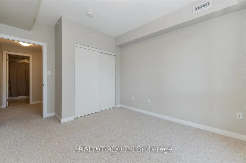 Photo 15 of Unit 404, 306 Essa Road, Barrie, 400 West — HOMEH