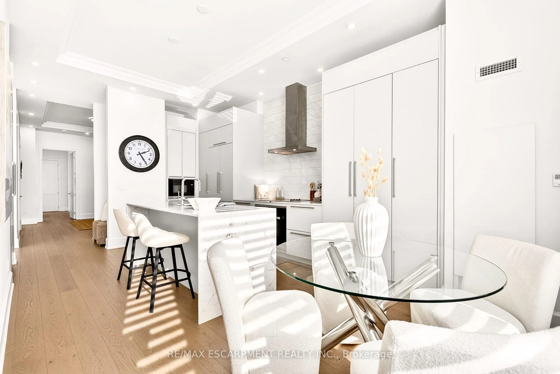 Photo 12 of Unit 602, 1441 Elgin Street, Burlington, Brant — HOMEH