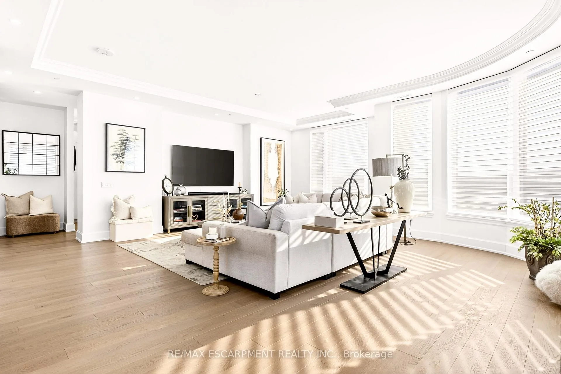 Photo 17 of Unit 602, 1441 Elgin Street, Burlington, Brant — HOMEH