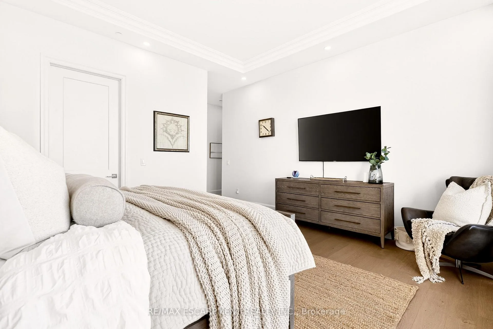 Photo 39 of Unit 602, 1441 Elgin Street, Burlington, Brant — HOMEH