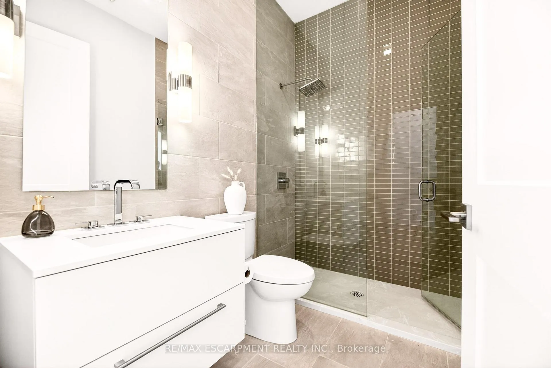Photo 41 of Unit 602, 1441 Elgin Street, Burlington, Brant — HOMEH
