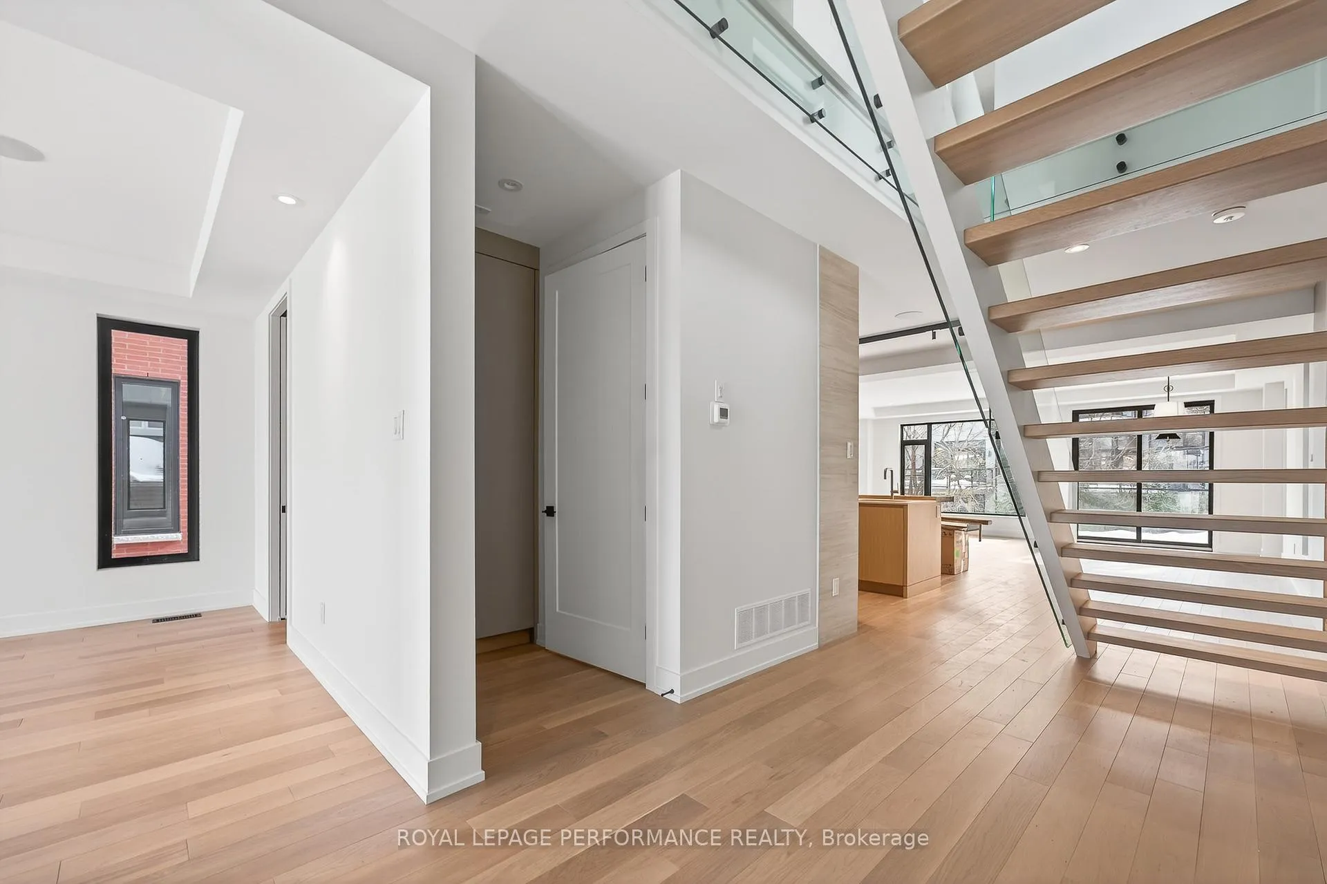Photo 3 of 306 Selby Avenue, Ottawa, Westboro North — HOMEH