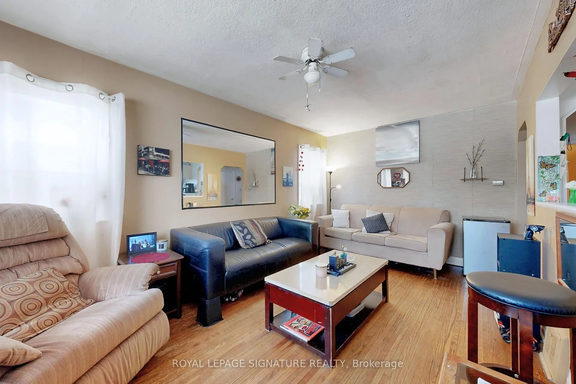 Photo 6 of 132 Phillip Avenue, Scarborough, Birchcliffe-Cliffside — HOMEH