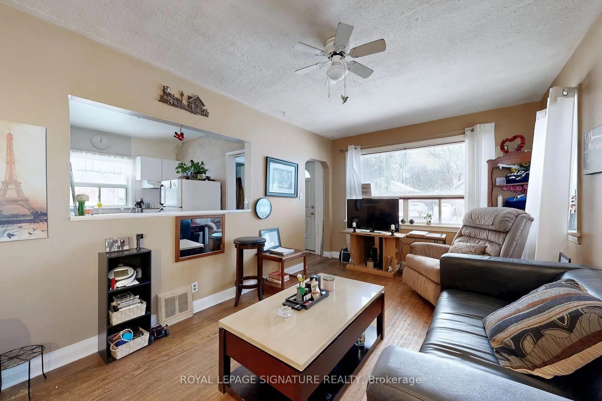 Photo 11 of 132 Phillip Avenue, Scarborough, Birchcliffe-Cliffside — HOMEH