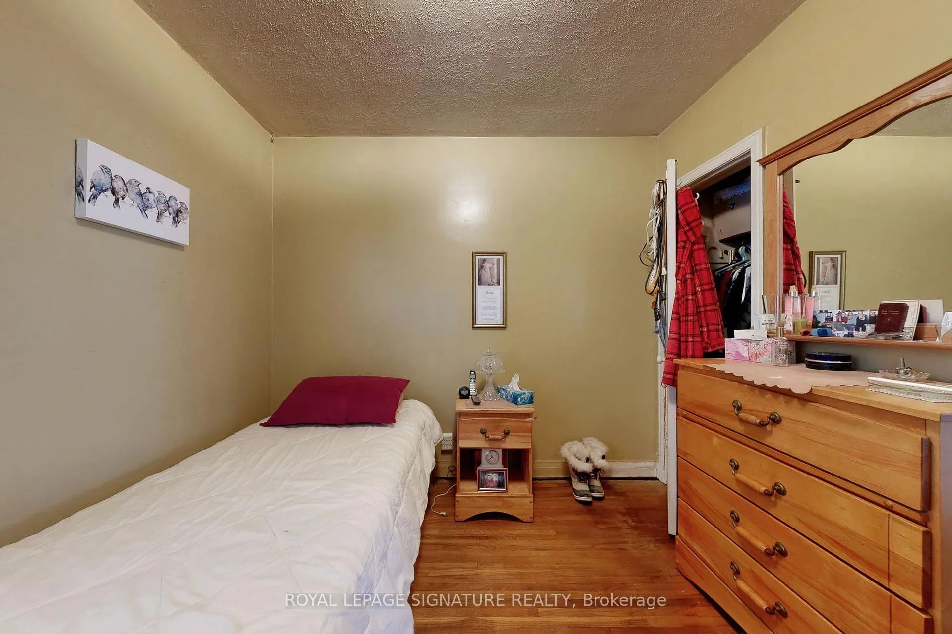 Photo 23 of 132 Phillip Avenue, Scarborough, Birchcliffe-Cliffside — HOMEH