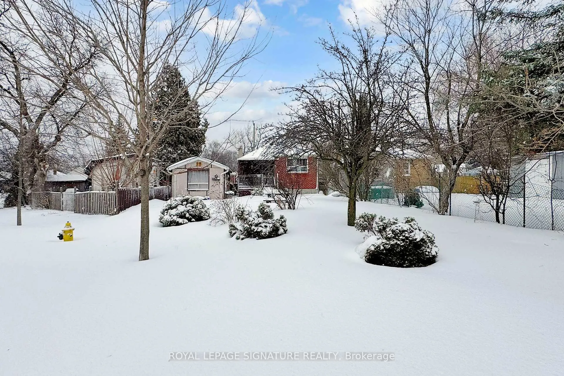 Photo 36 of 132 Phillip Avenue, Scarborough, Birchcliffe-Cliffside — HOMEH