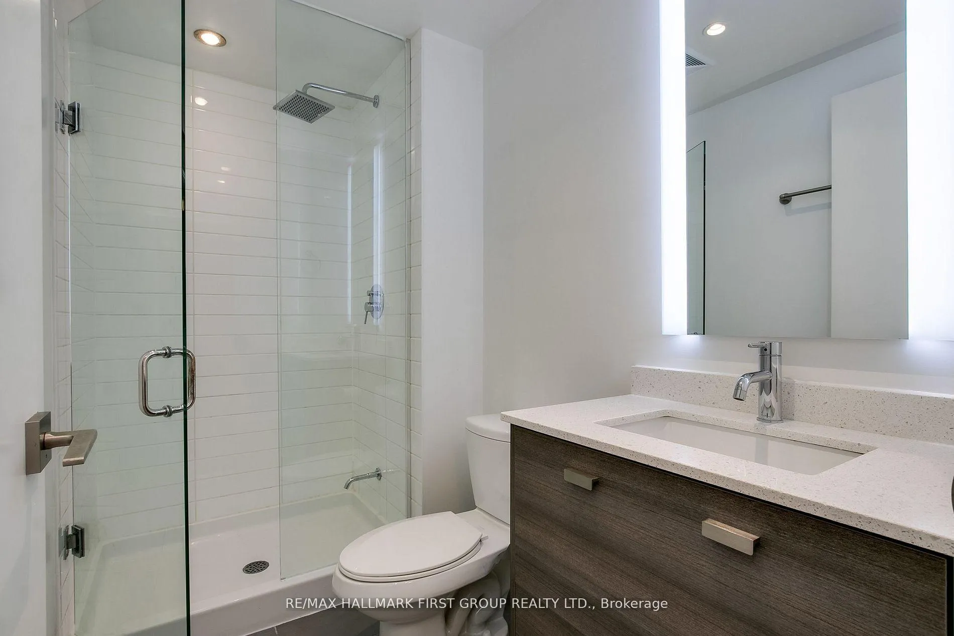 Photo 11 of Unit 401, 835 St Clair Avenue W, Toronto, Wychwood — HOMEH