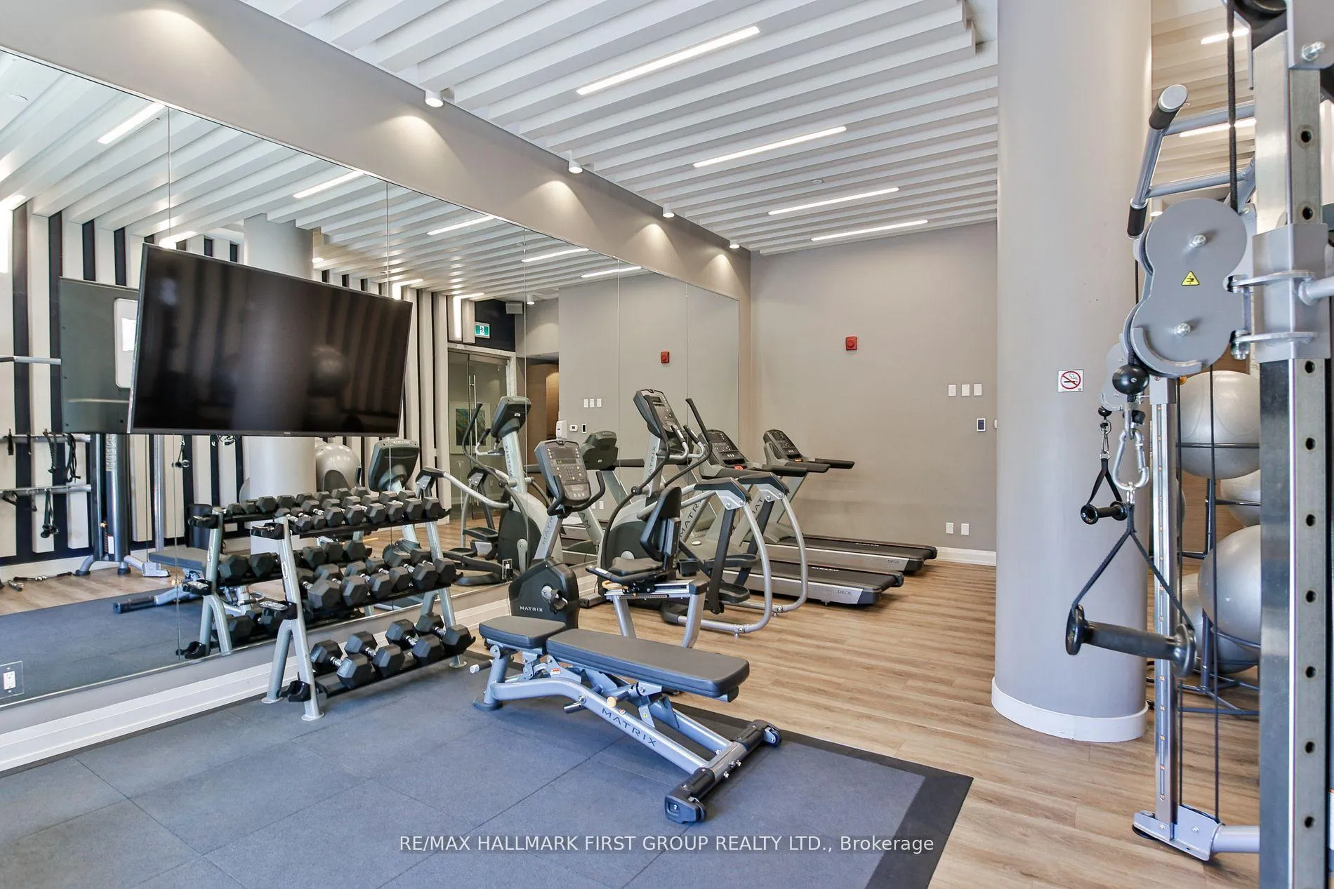 Photo 16 of Unit 401, 835 St Clair Avenue W, Toronto, Wychwood — HOMEH