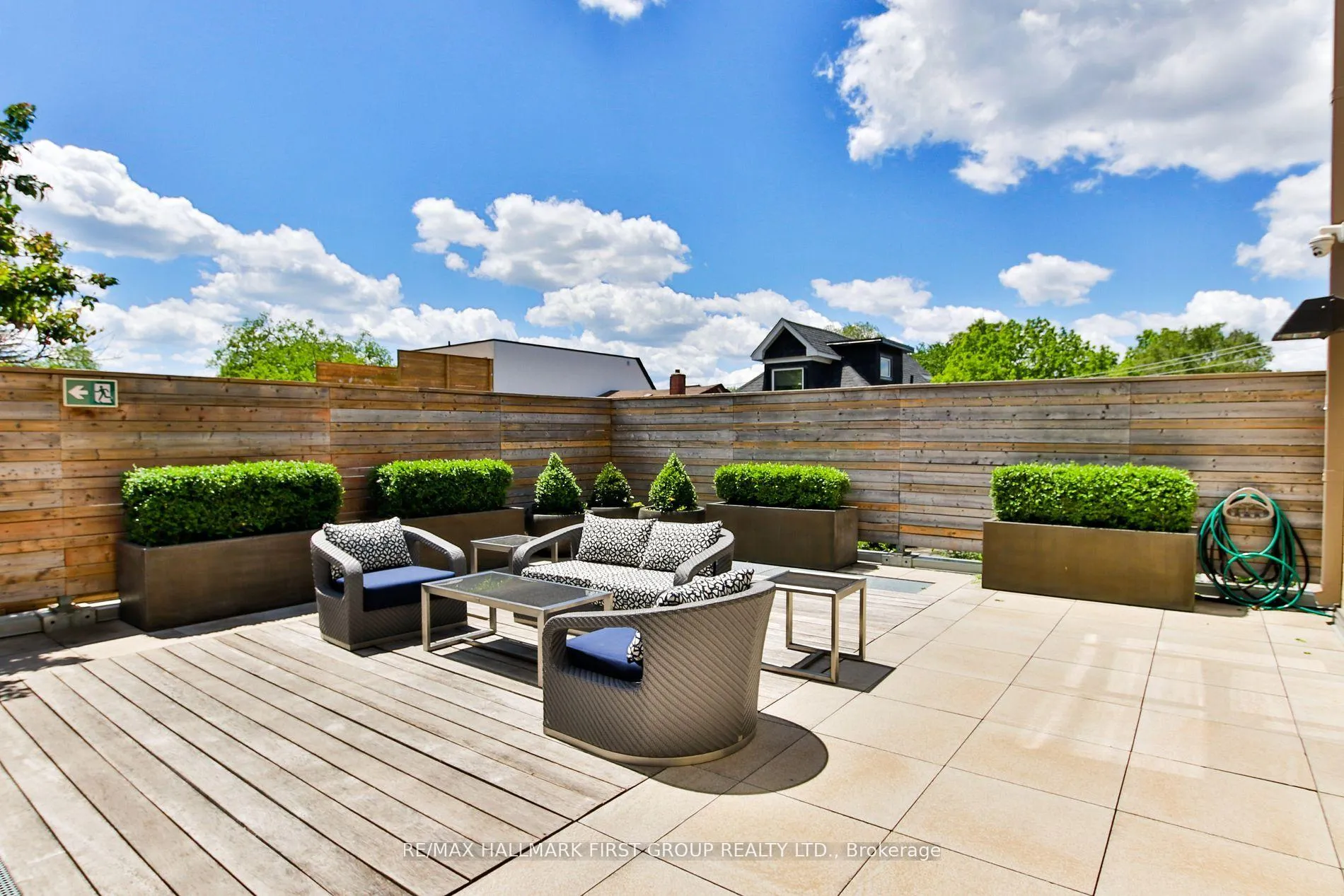 Photo 18 of Unit 401, 835 St Clair Avenue W, Toronto, Wychwood — HOMEH