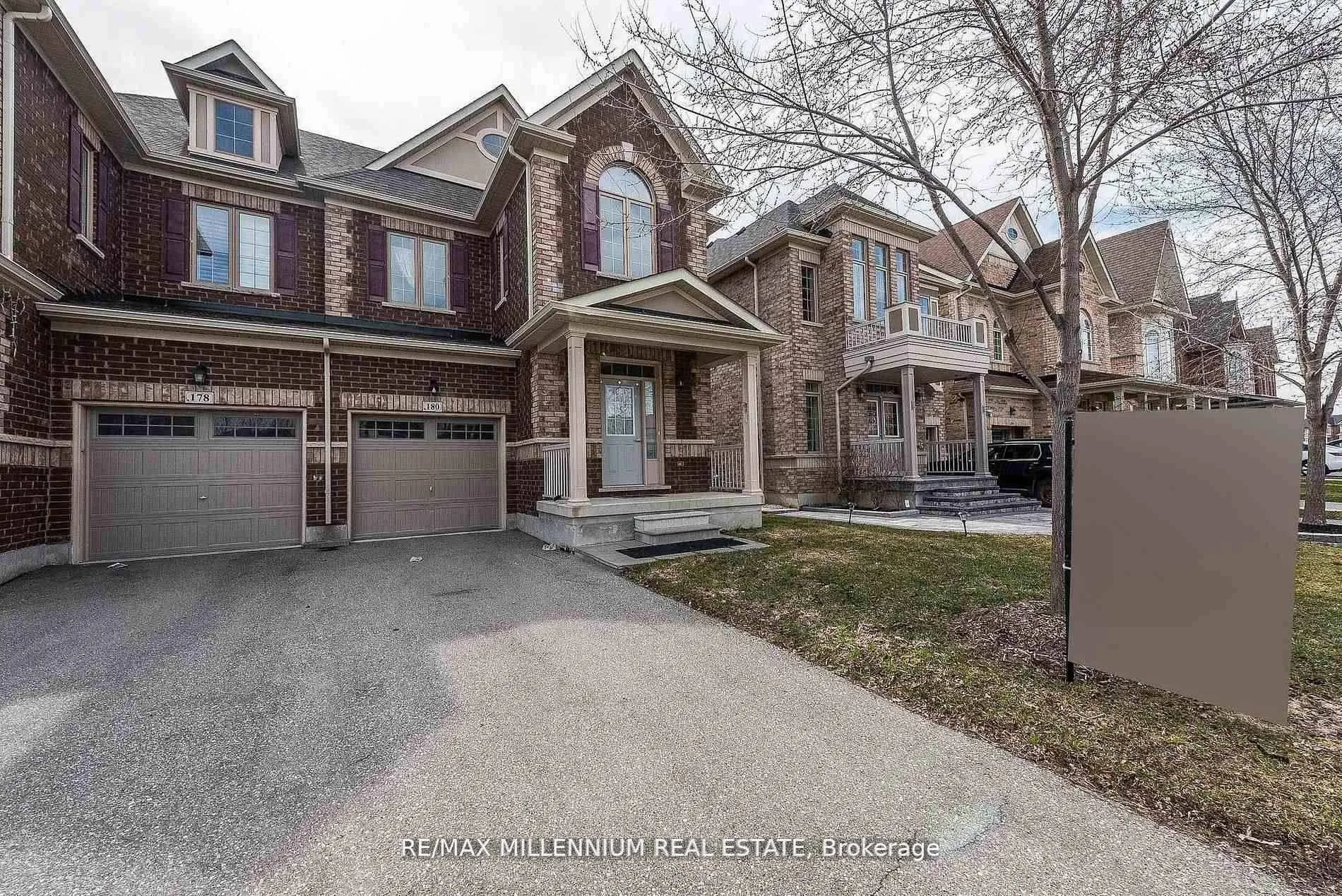 Photo 2 of 180 Pelee Avenue, Vaughan, Kleinburg — HOMEH