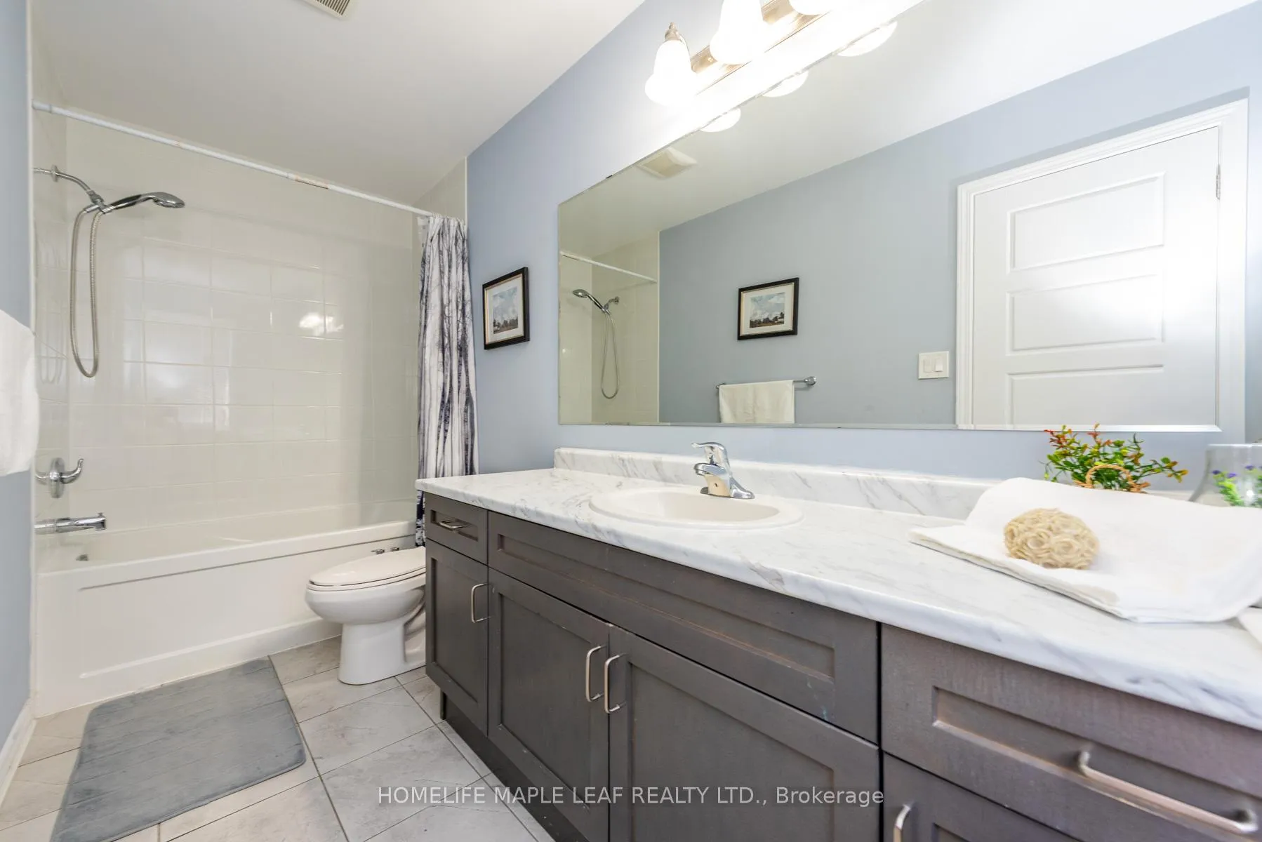 Photo 20 of 49 Lothbury Drive, Brampton, Northwest Brampton — HOMEH