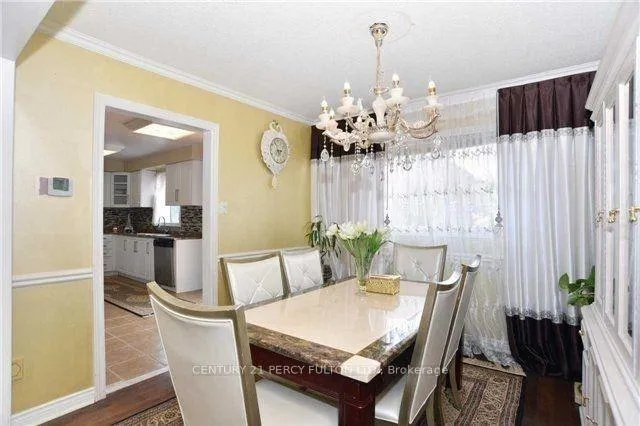 Photo 6 of 24 Charlton Crescent, Ajax, South West — HOMEH