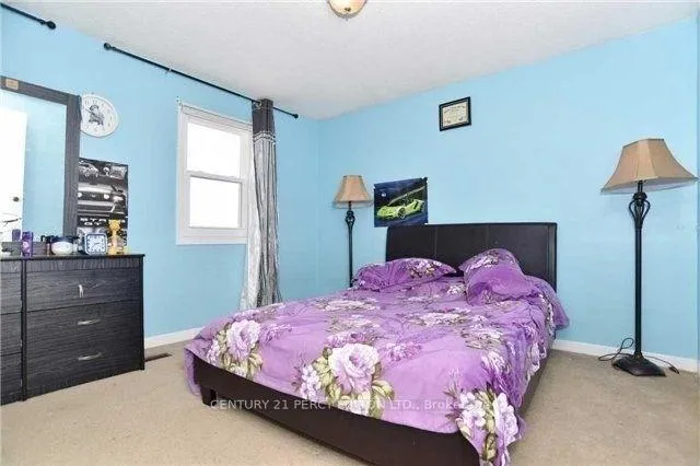 Photo 16 of 24 Charlton Crescent, Ajax, South West — HOMEH