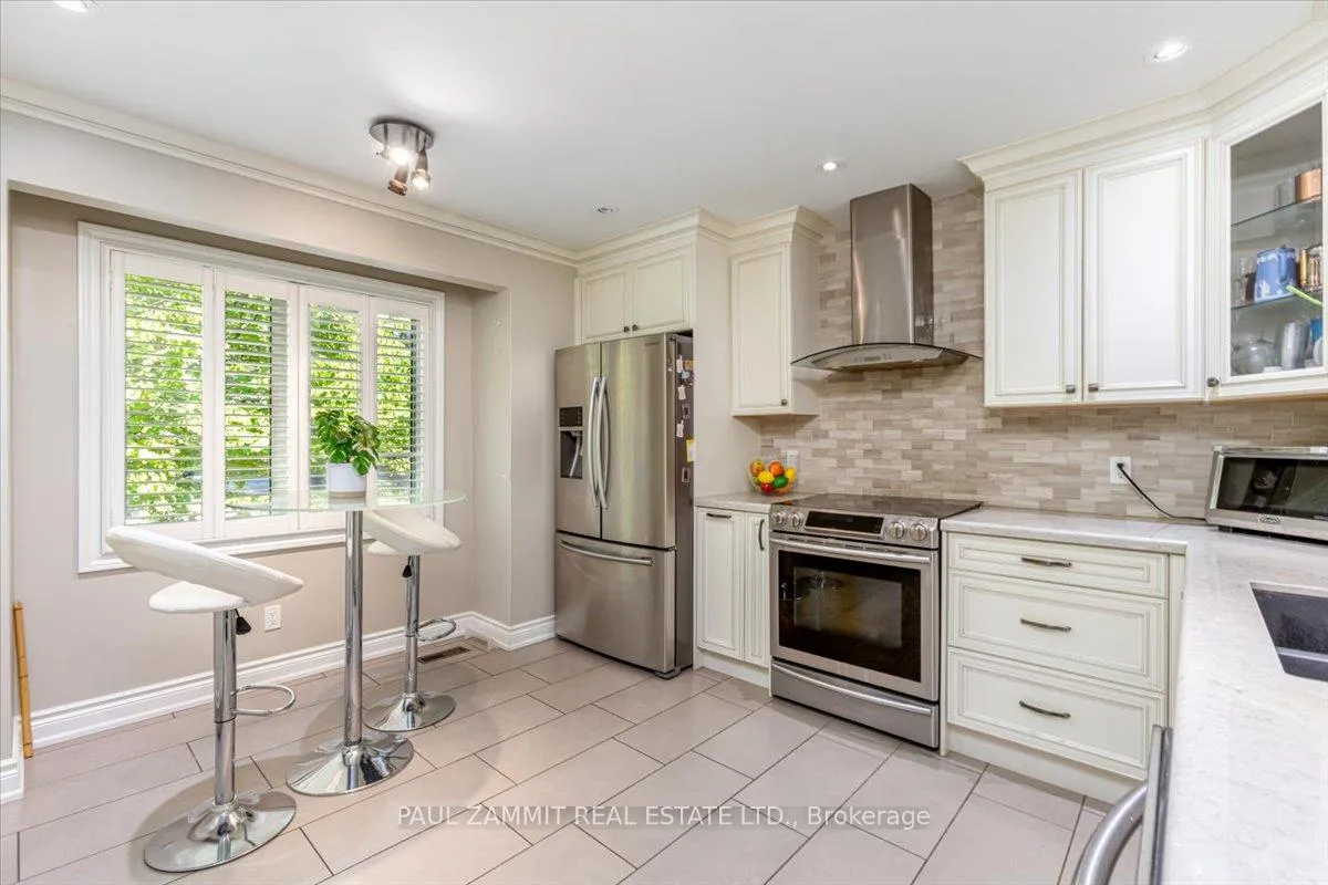 Photo 8 of 103 Quail Valley Crescent, Markham, German Mills — HOMEH