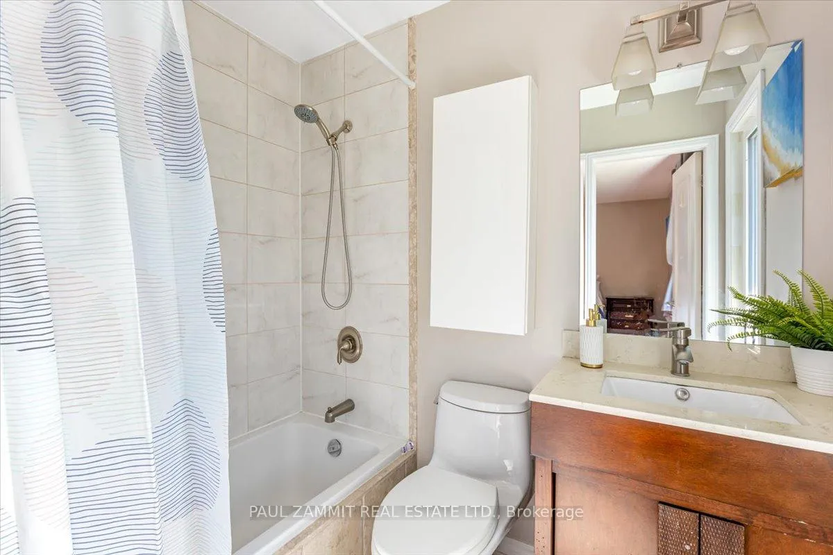 Photo 17 of 103 Quail Valley Crescent, Markham, German Mills — HOMEH